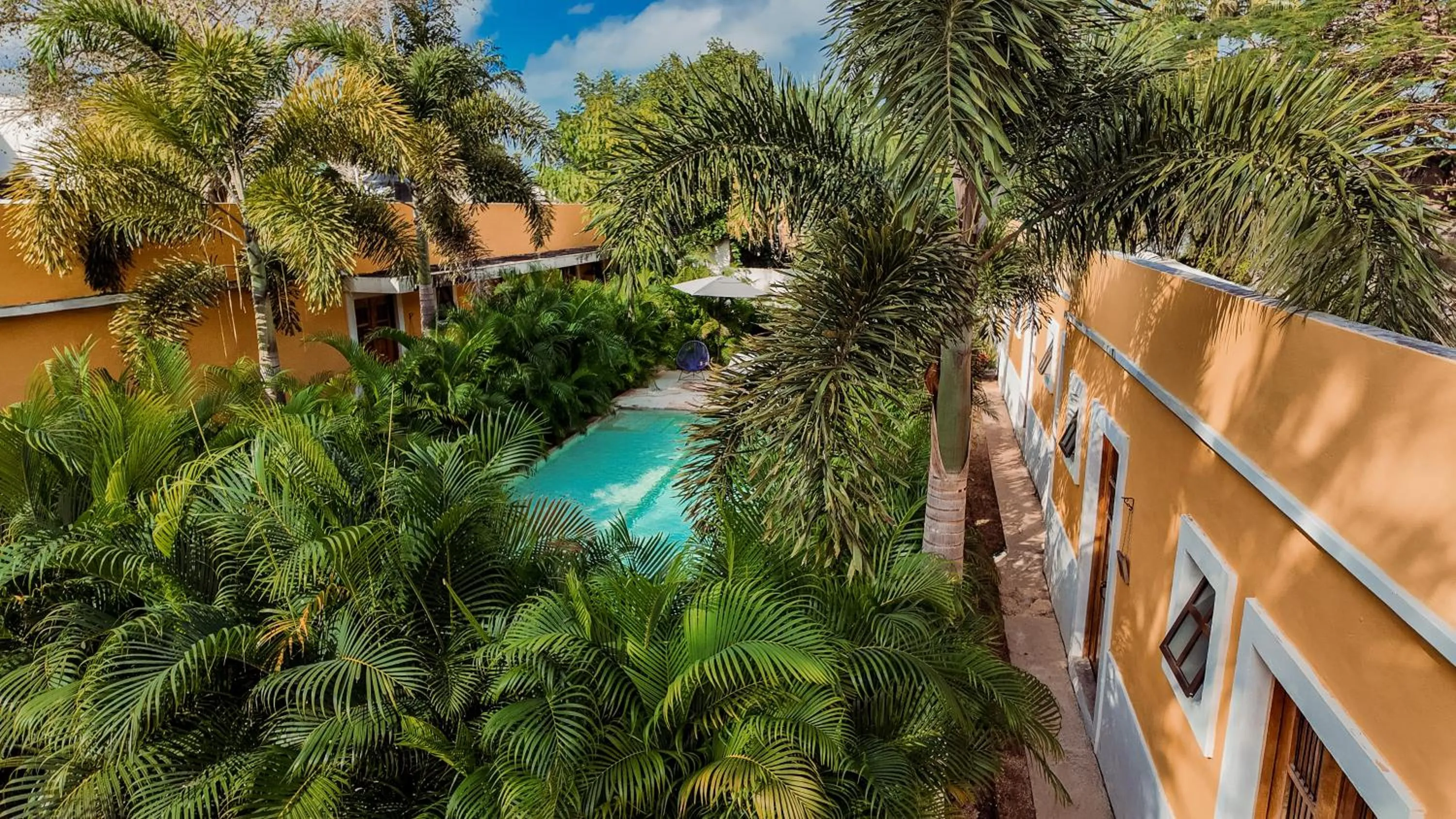 Swimming pool in Hotel Unknown