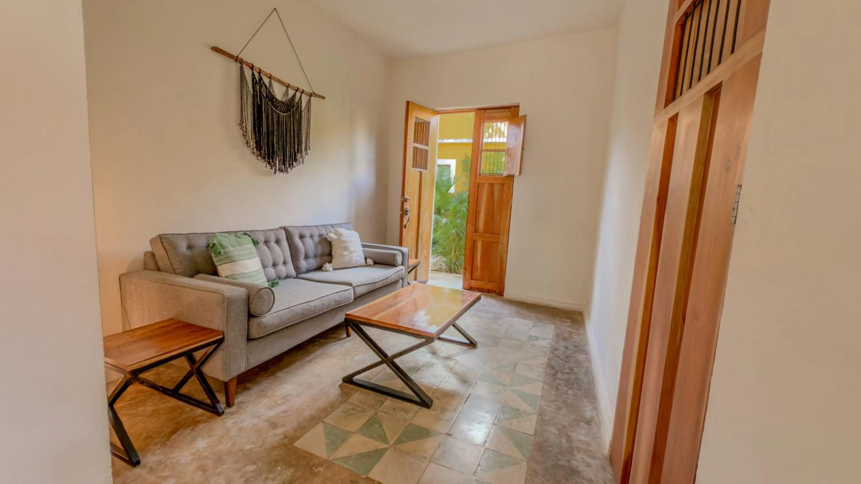 Living room, Bed in Hotel Unknown