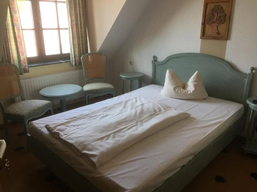 Bed in Müritz Landhotel Grüner Baum