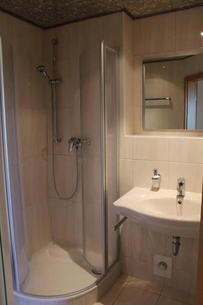 Bathroom in Müritz Landhotel Grüner Baum