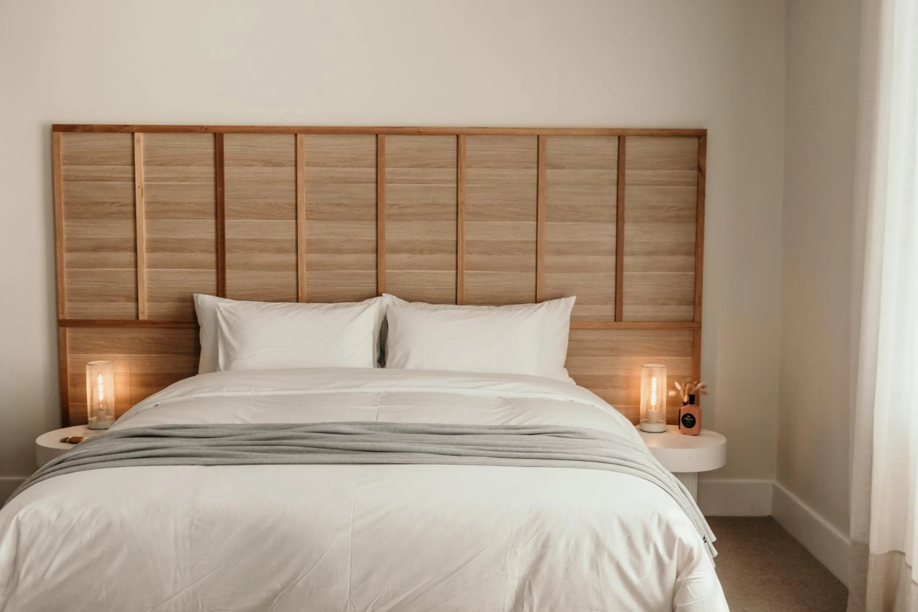 Bed in The Oak & Anchor Hotel