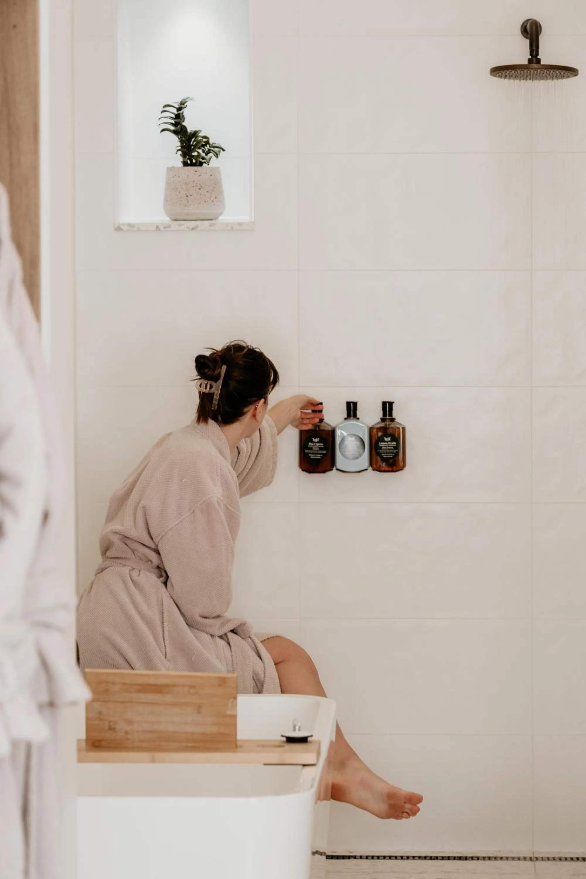 Bathroom in The Oak & Anchor Hotel
