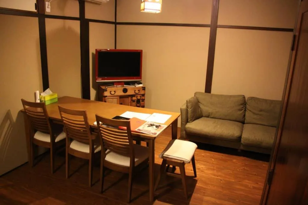 Four-Bedroom House in Ichiyo-an