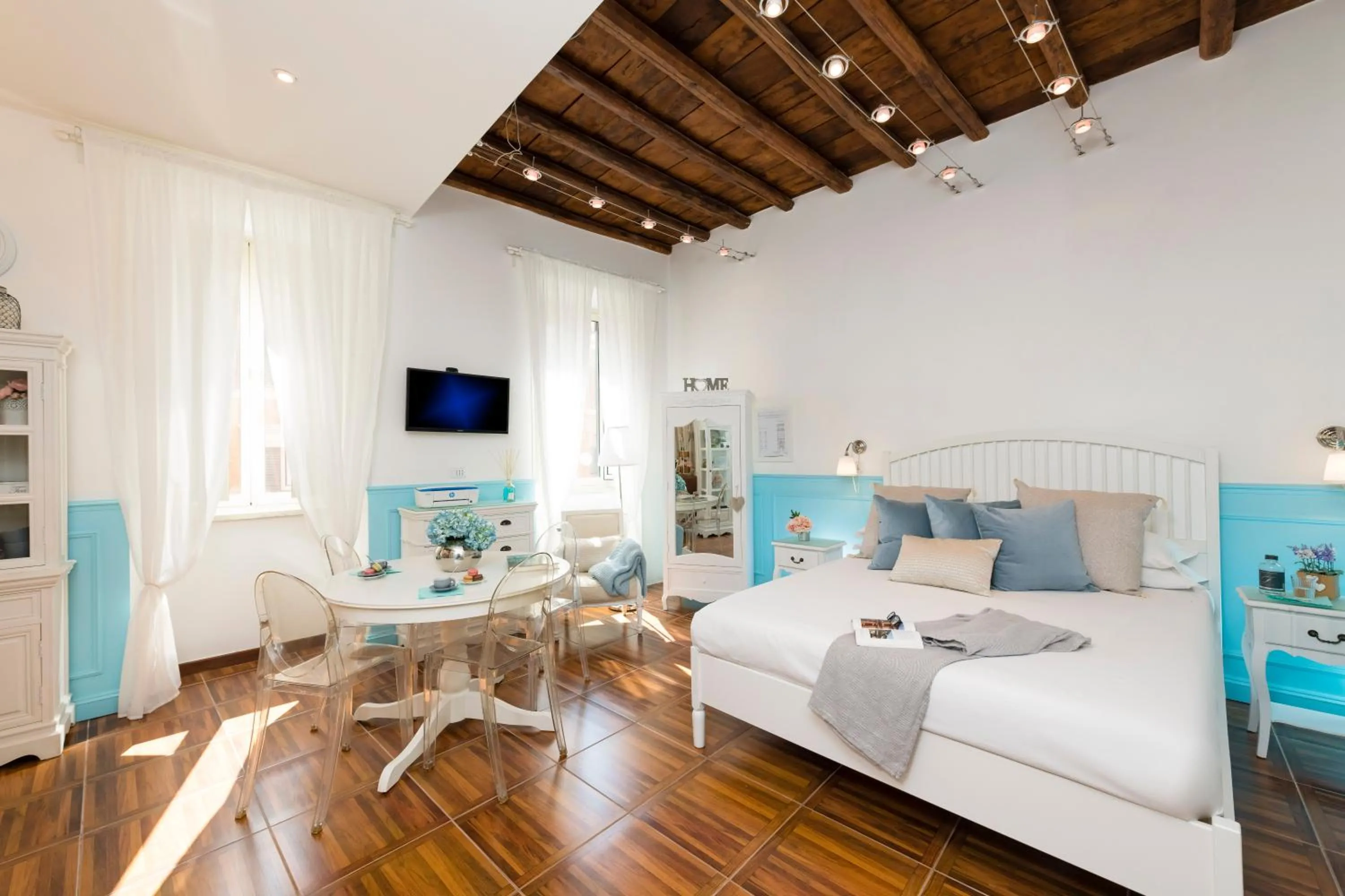 Capo Le Case, Romantic Flat near Spanish Steps