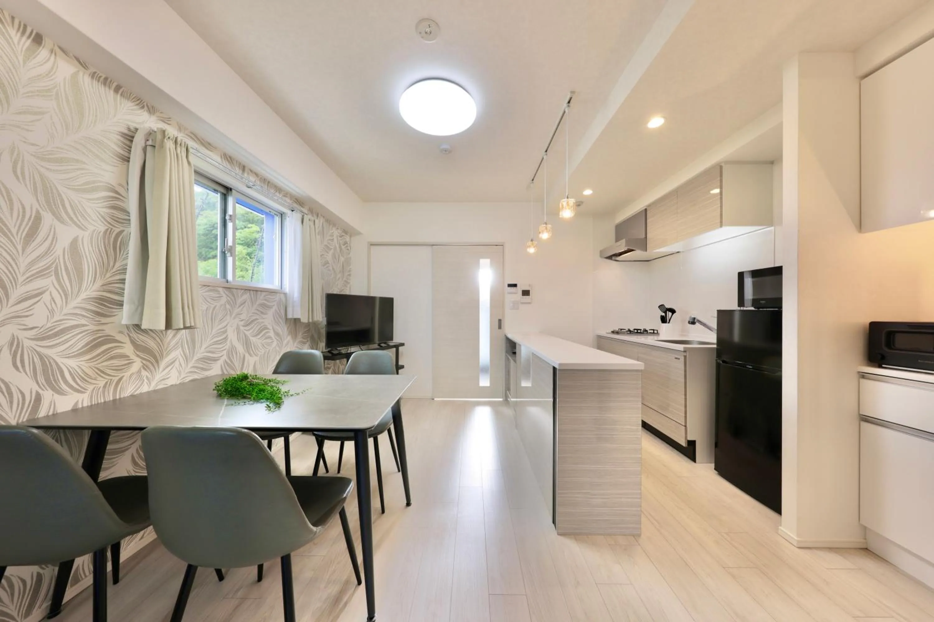 Dining area in Crystal Exe Nanki Shirahama 1