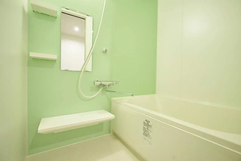Bathroom in Kuromon House