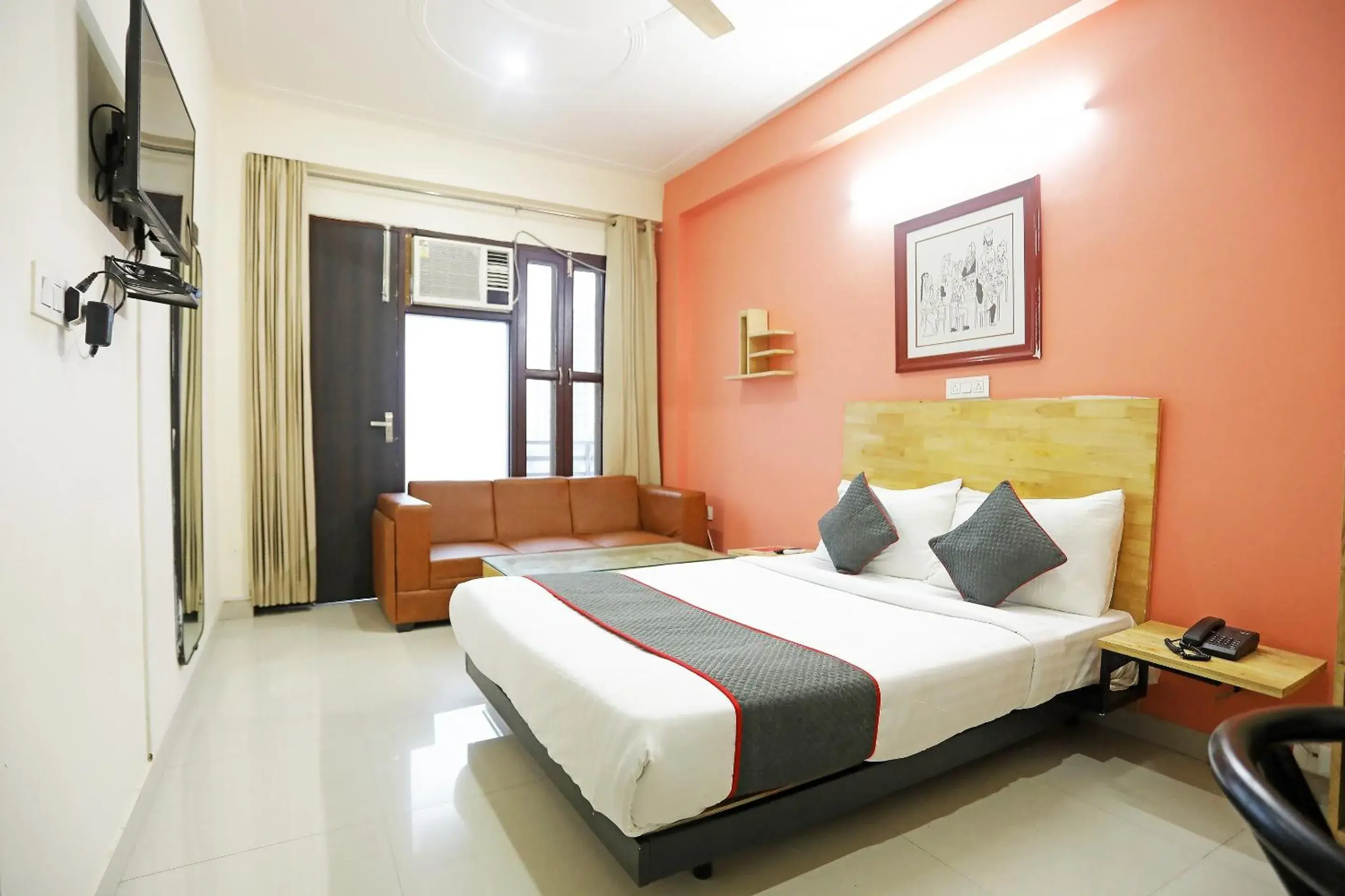 Bedroom, Bed in Super Townhouse Cloud Bay, Near Genpact, Sector-69, Gurgaon Bedroom, Bed in Super Townhouse Cloud Bay, Near Genpact, Sector-69, Gurgaon