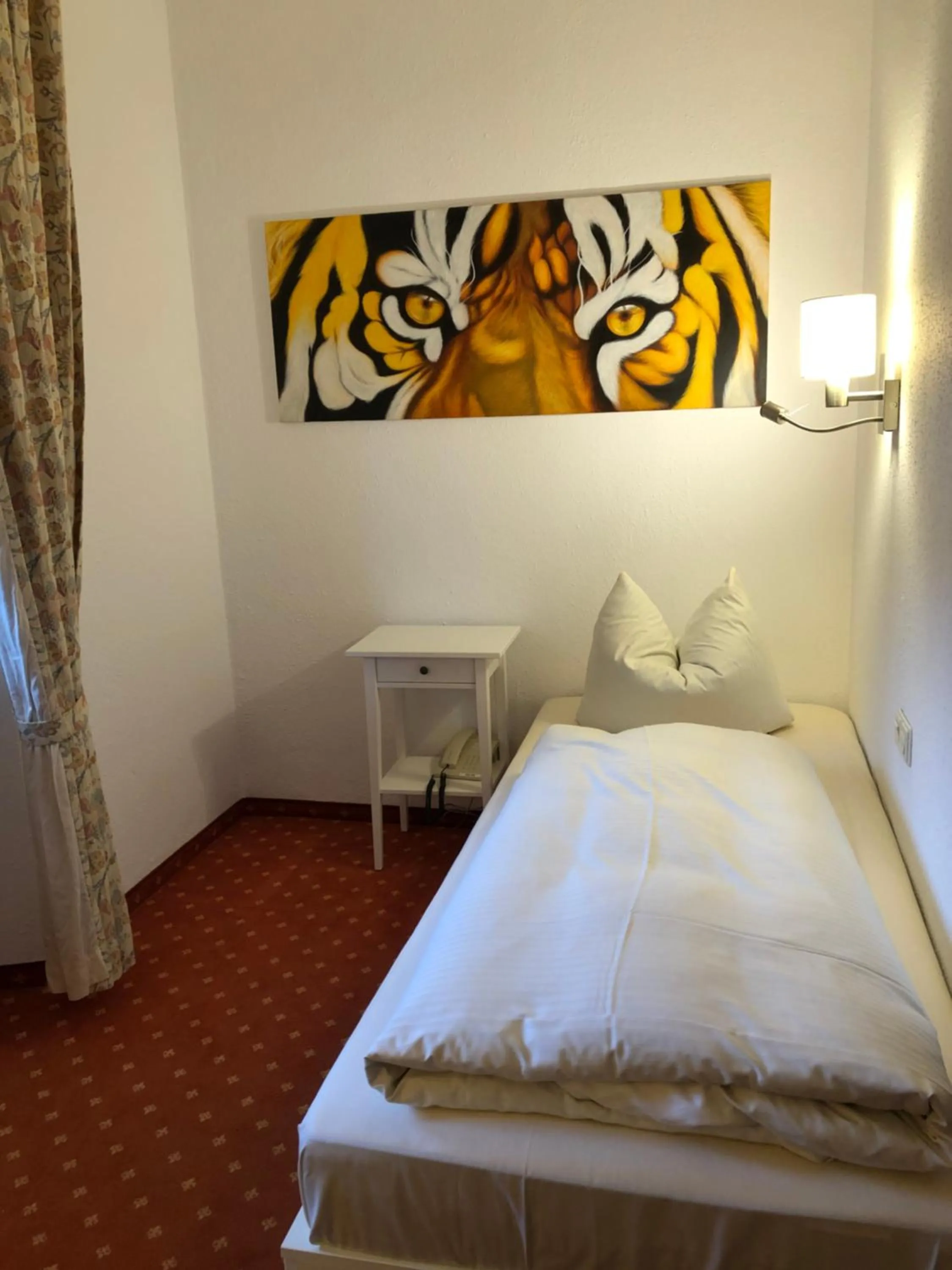 Bed in Hotel zur Post