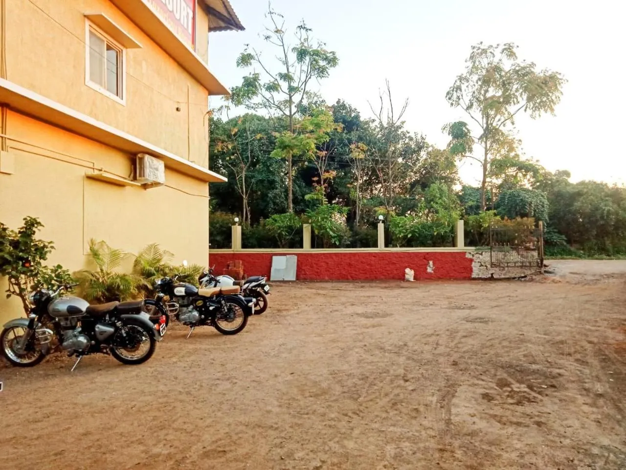 Parking in Shivneri Holiday Resort