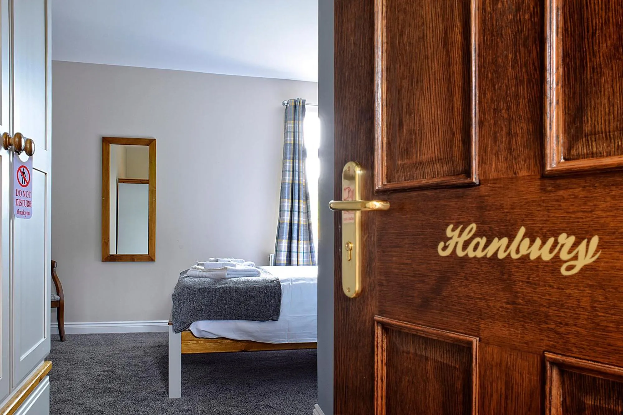 Bedroom, Bed in Hanbury Turn