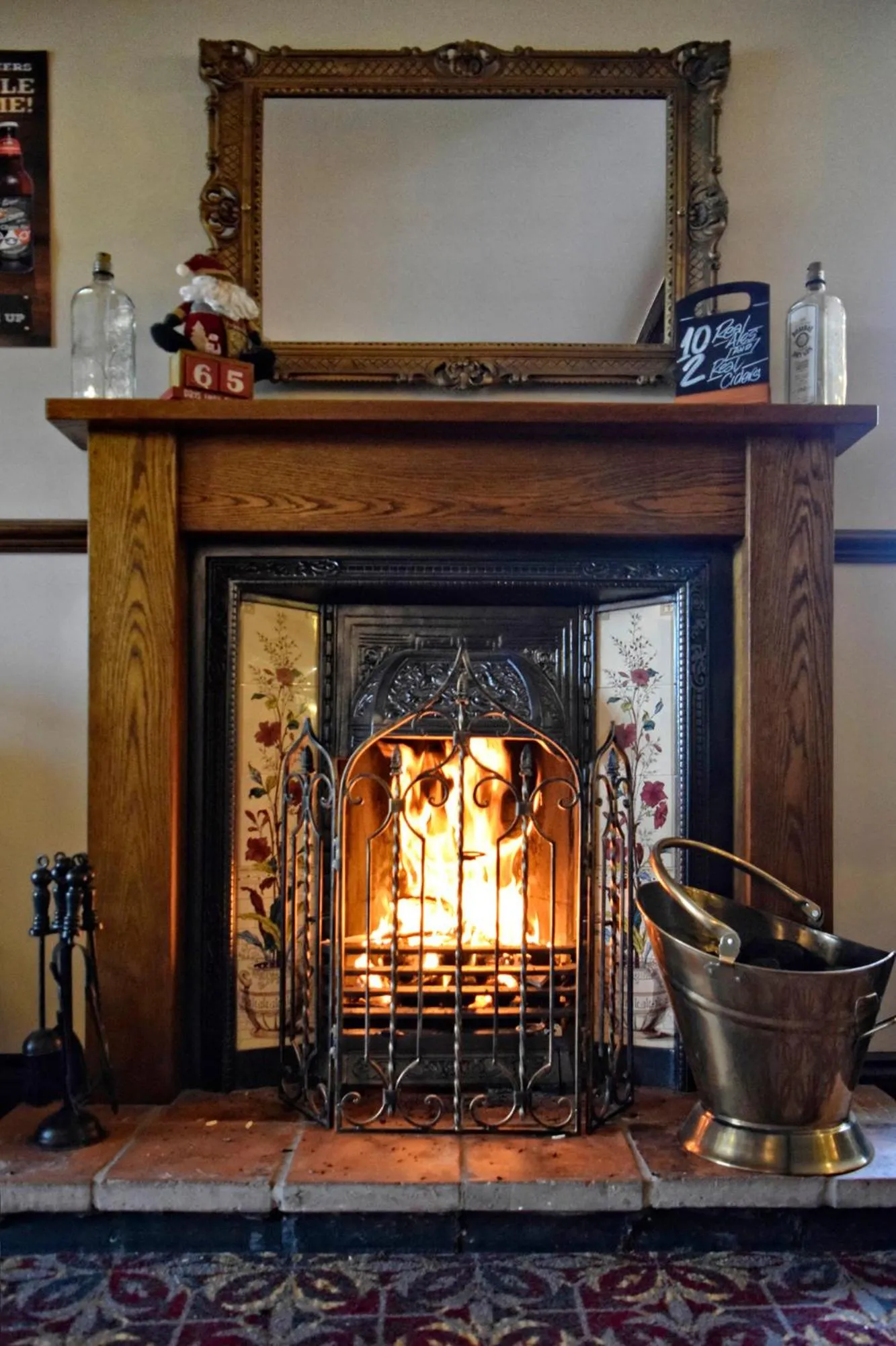 Lounge or bar in Hanbury Turn