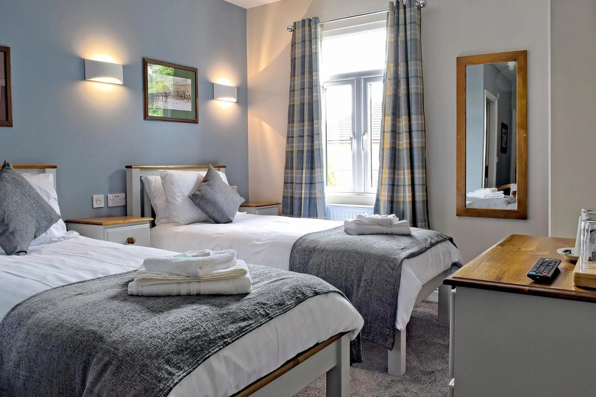 Bedroom, Bed in Hanbury Turn