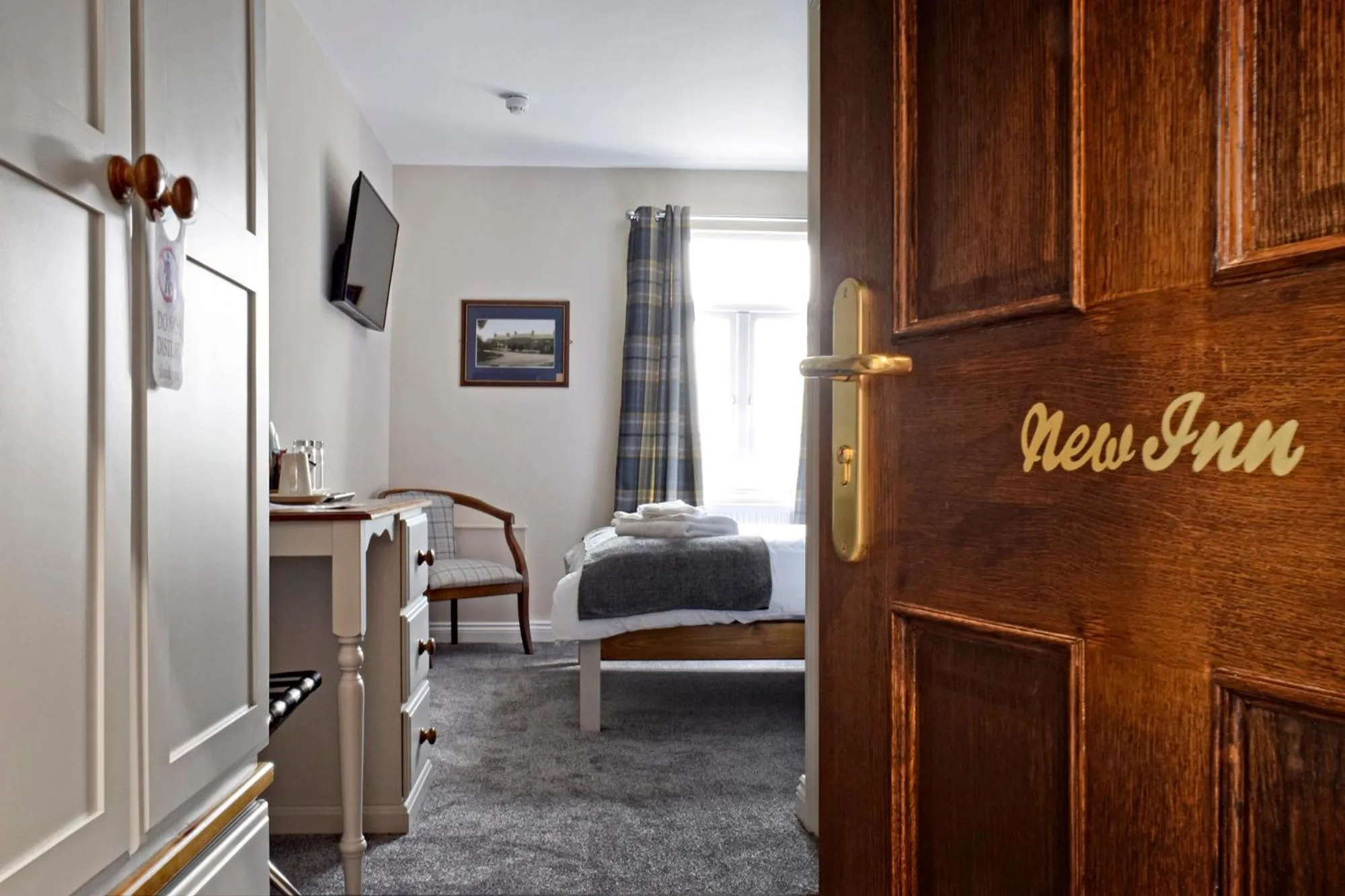 Bedroom, Bed in Hanbury Turn