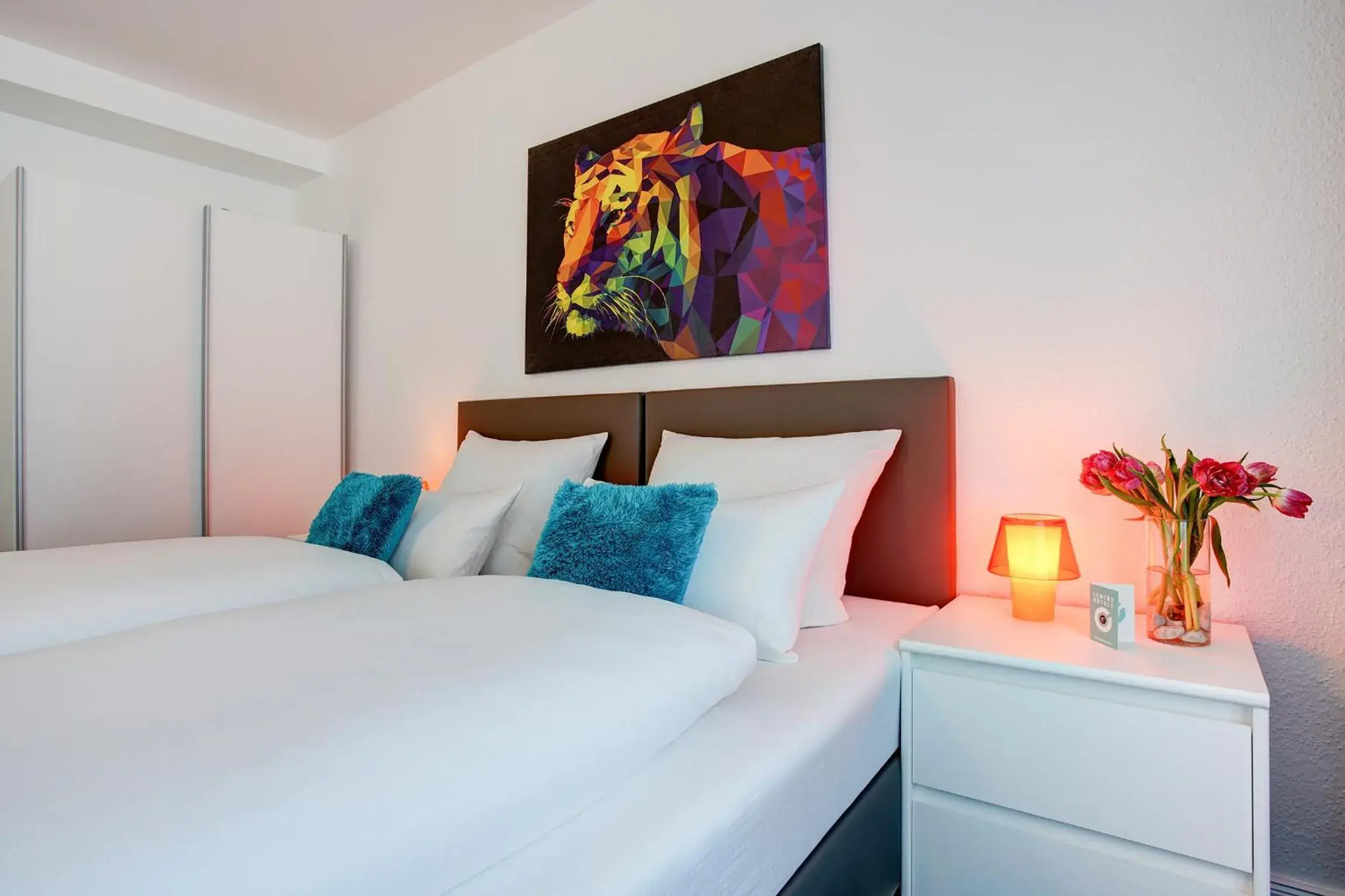 Photo of the whole room, Bed in Hotel Atlanta Photo of the whole room, Bed in Hotel Atlanta