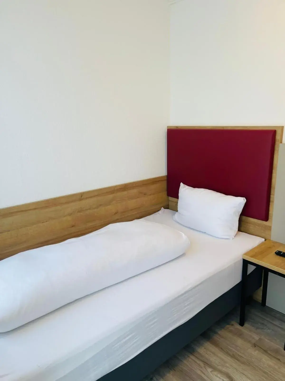 Bed in Hotel Atlanta Bed in Hotel Atlanta