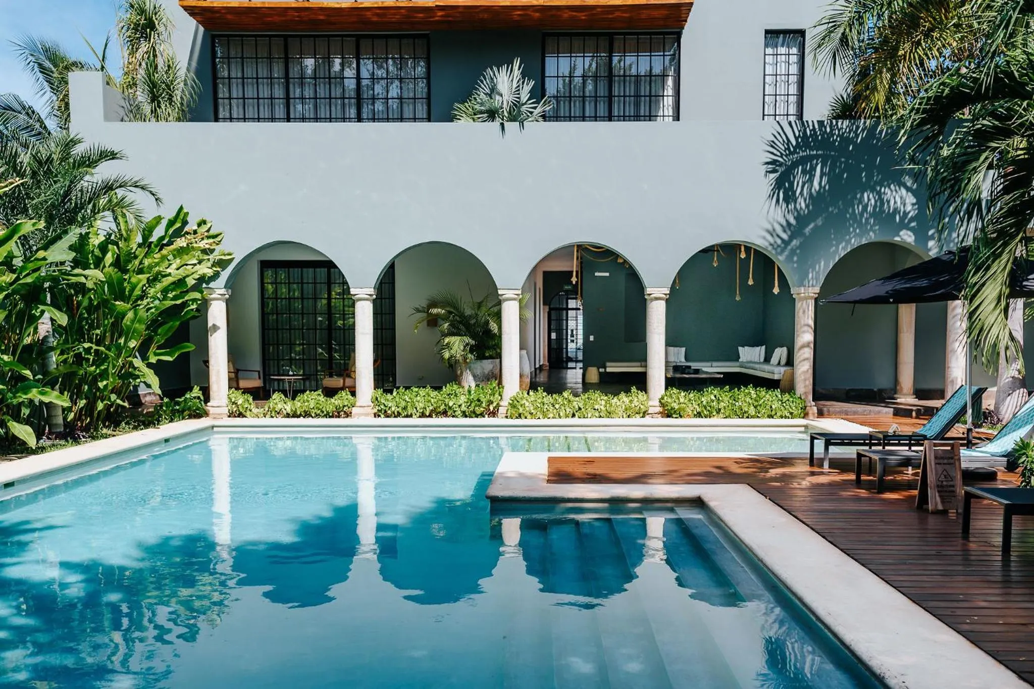 Swimming pool in Antelar Casa Destino