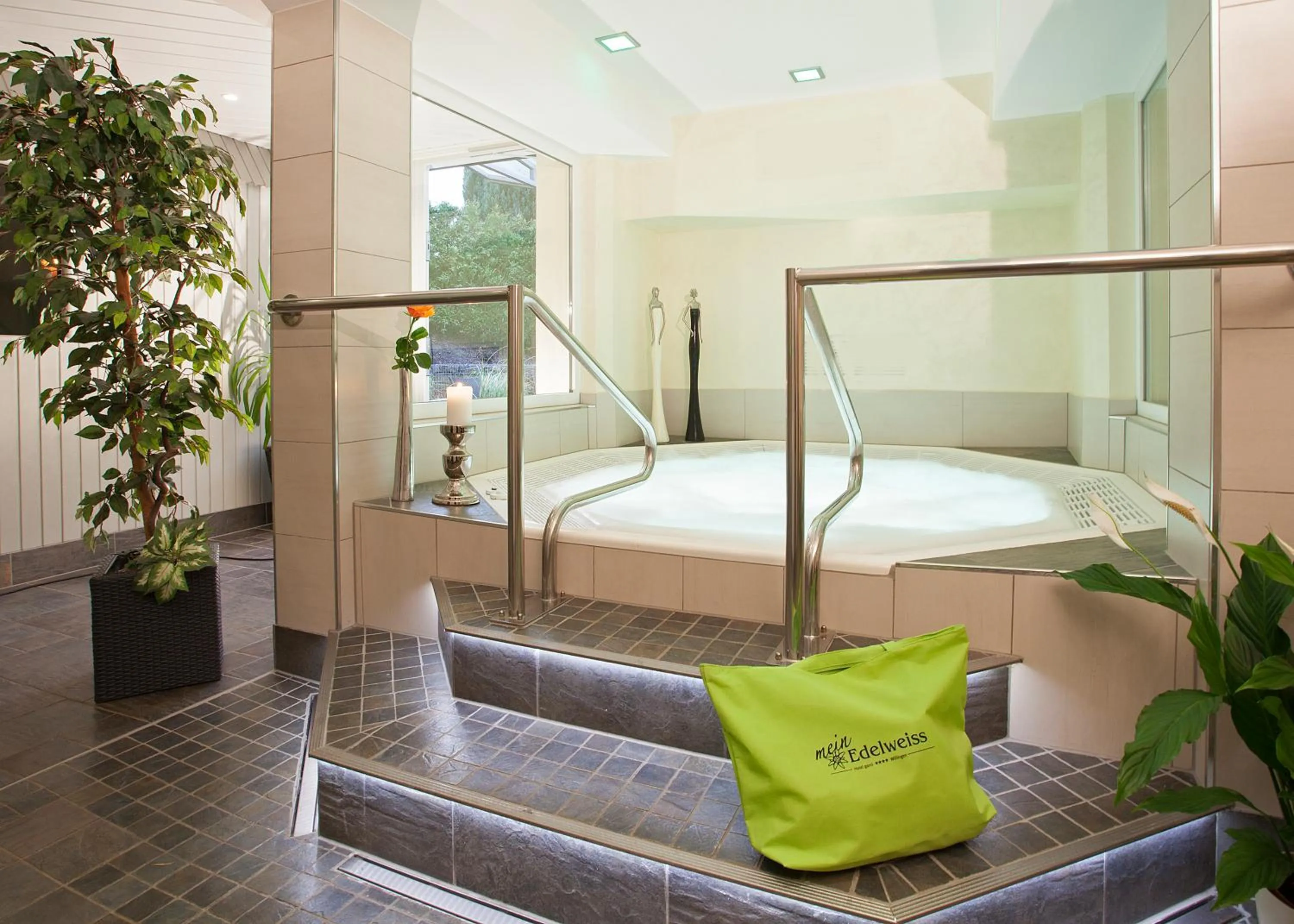 Spa and wellness centre/facilities in Hotel & Ferienappartements Edelweiss