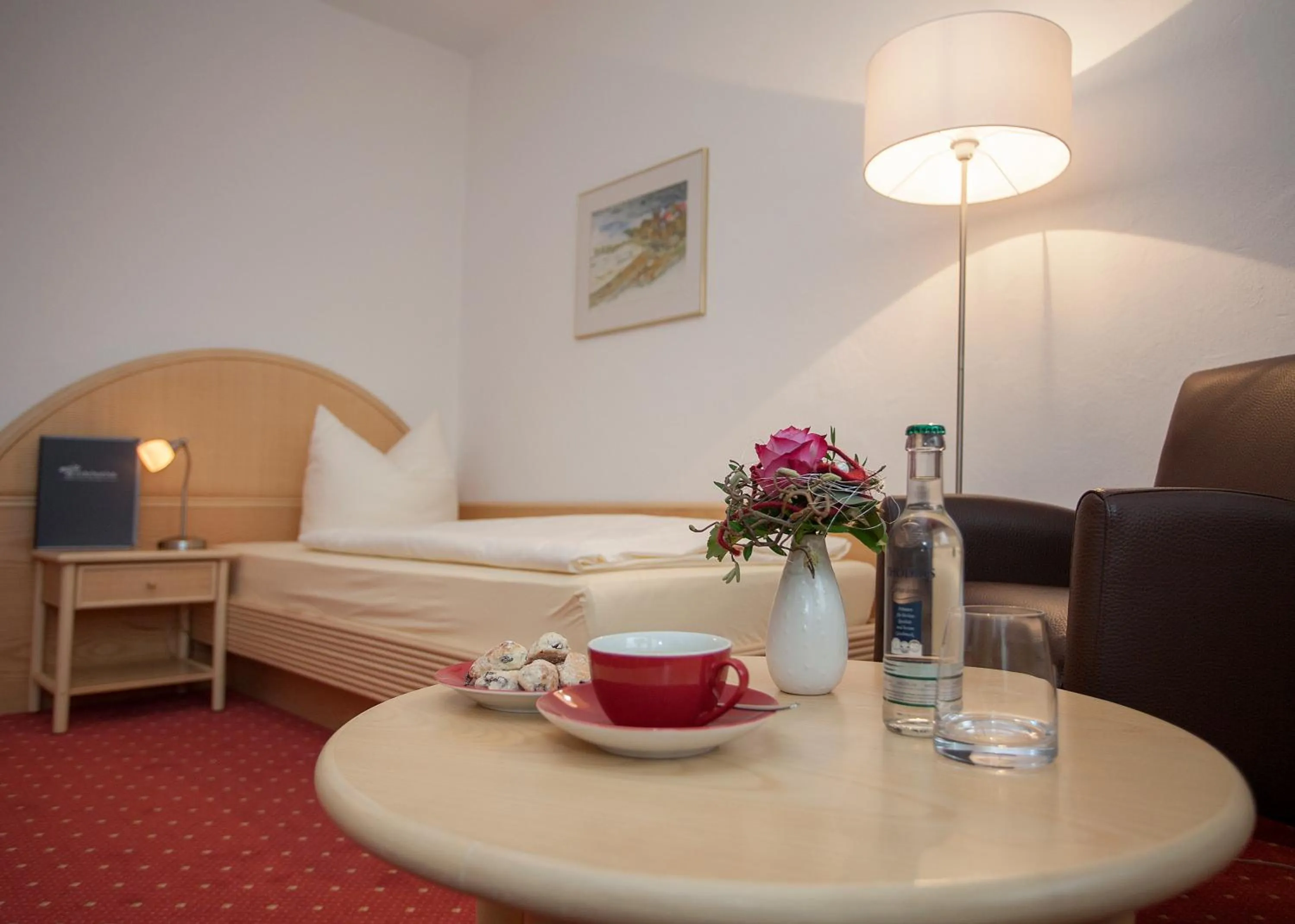 Photo of the whole room, Bed in Hotel & Ferienappartements Edelweiss