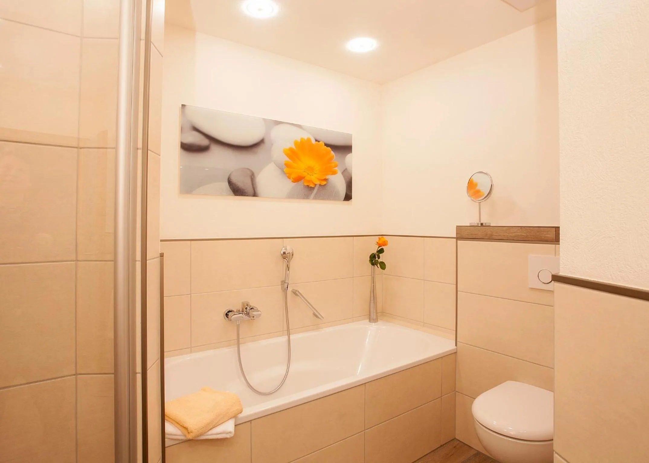 Photo of the whole room in Hotel & Ferienappartements Edelweiss