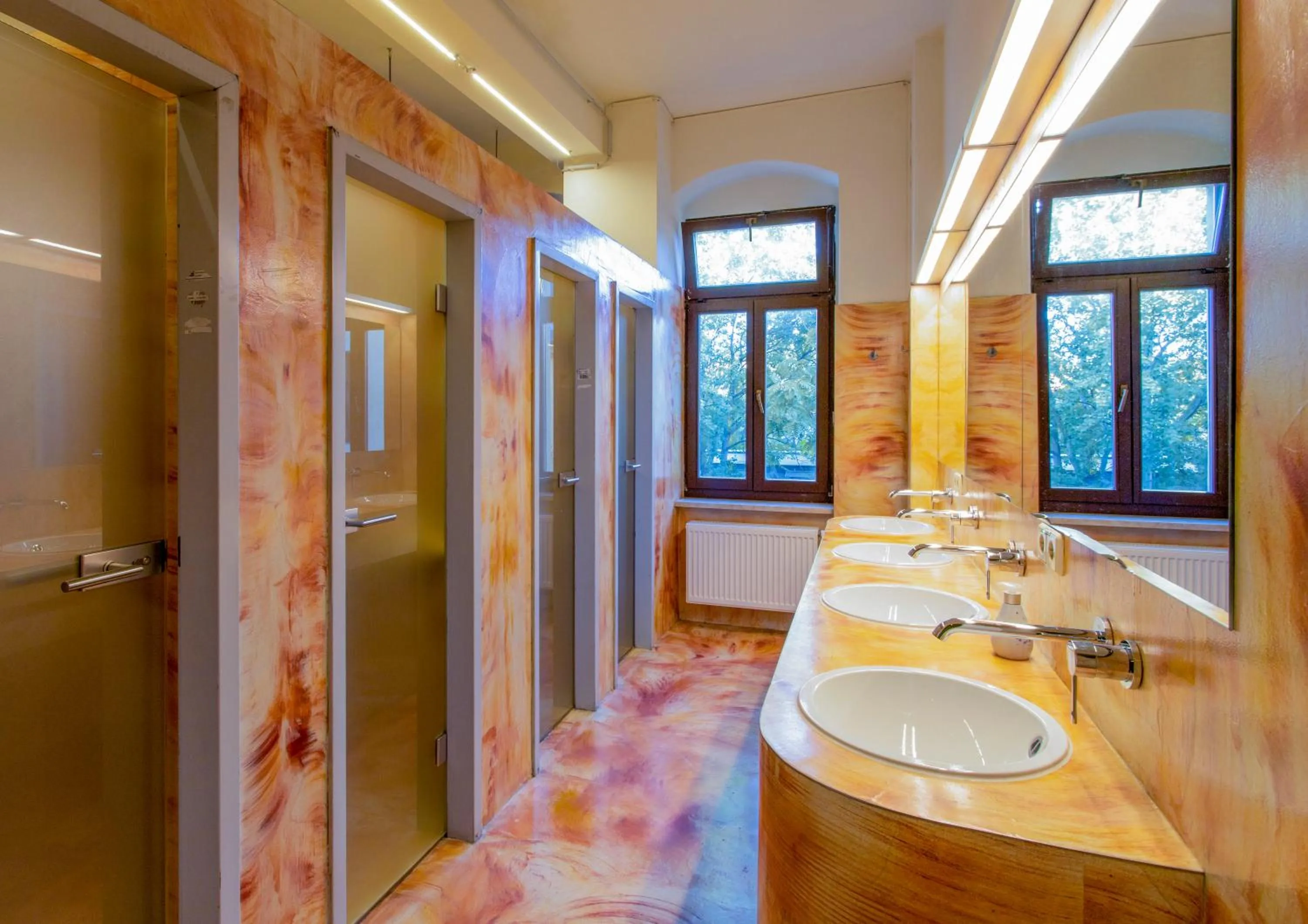 Bathroom in Hostel Mondpalast