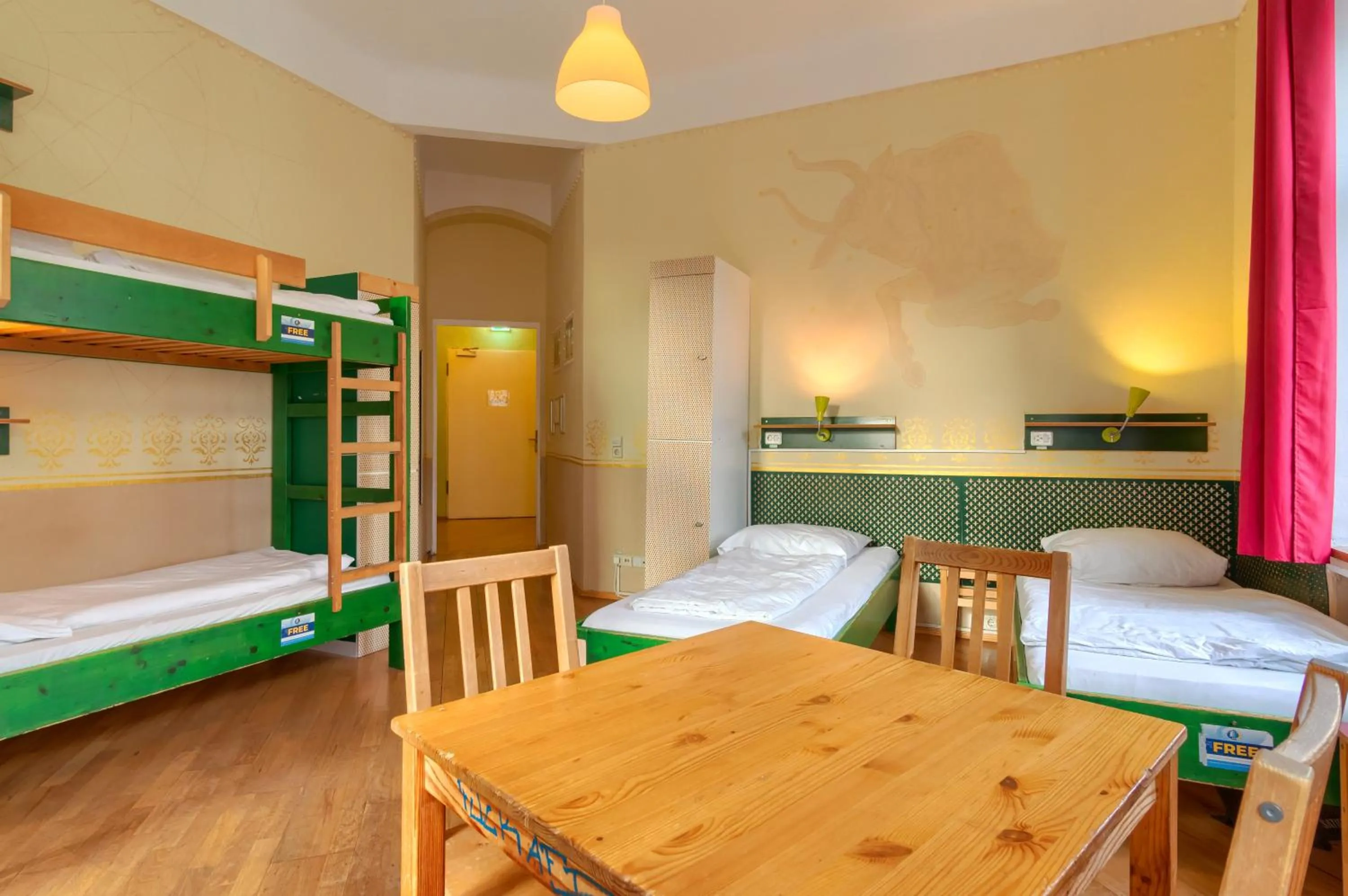 Bed in Hostel Mondpalast