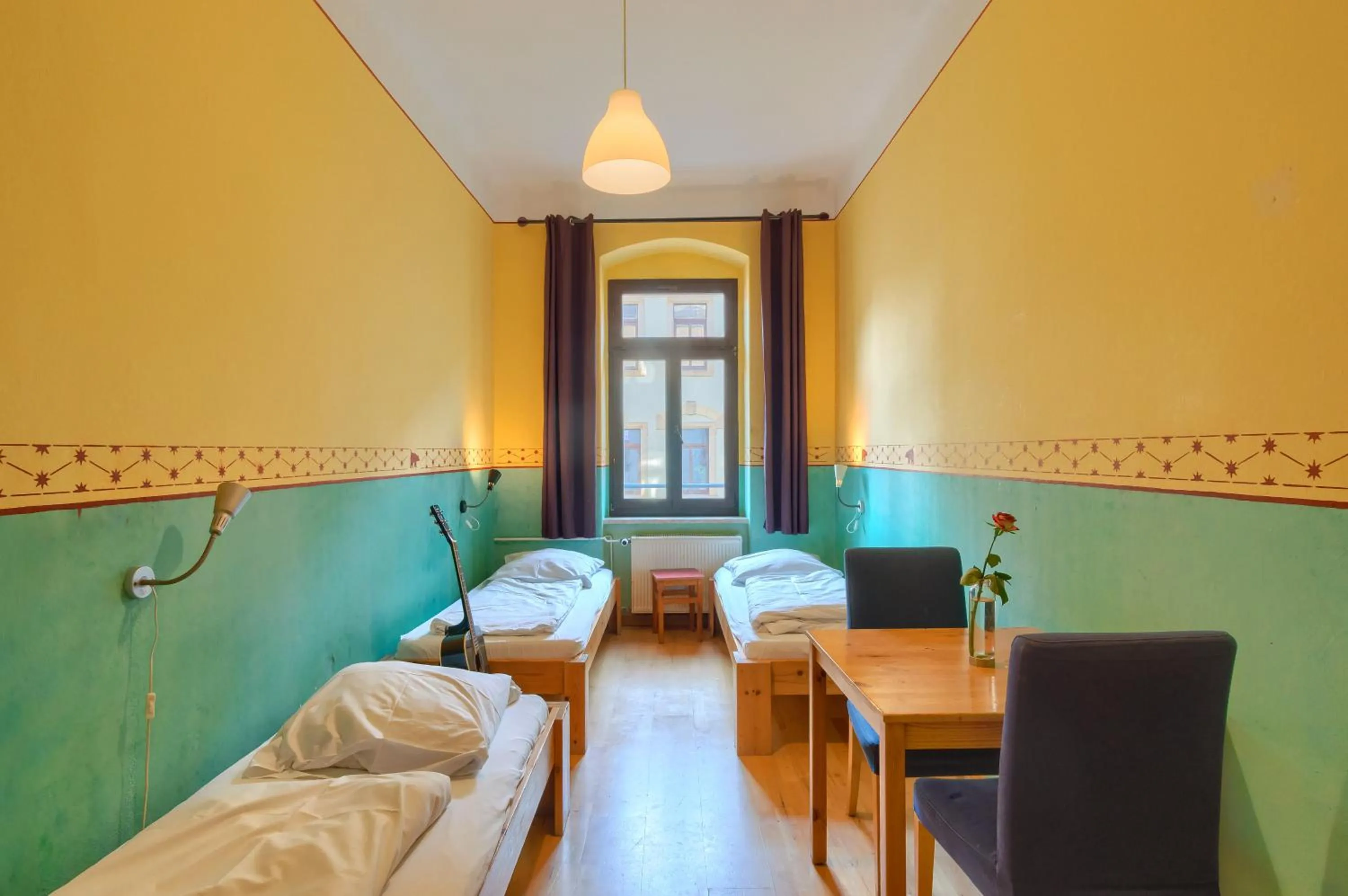 Photo of the whole room, Bed in Hostel Mondpalast