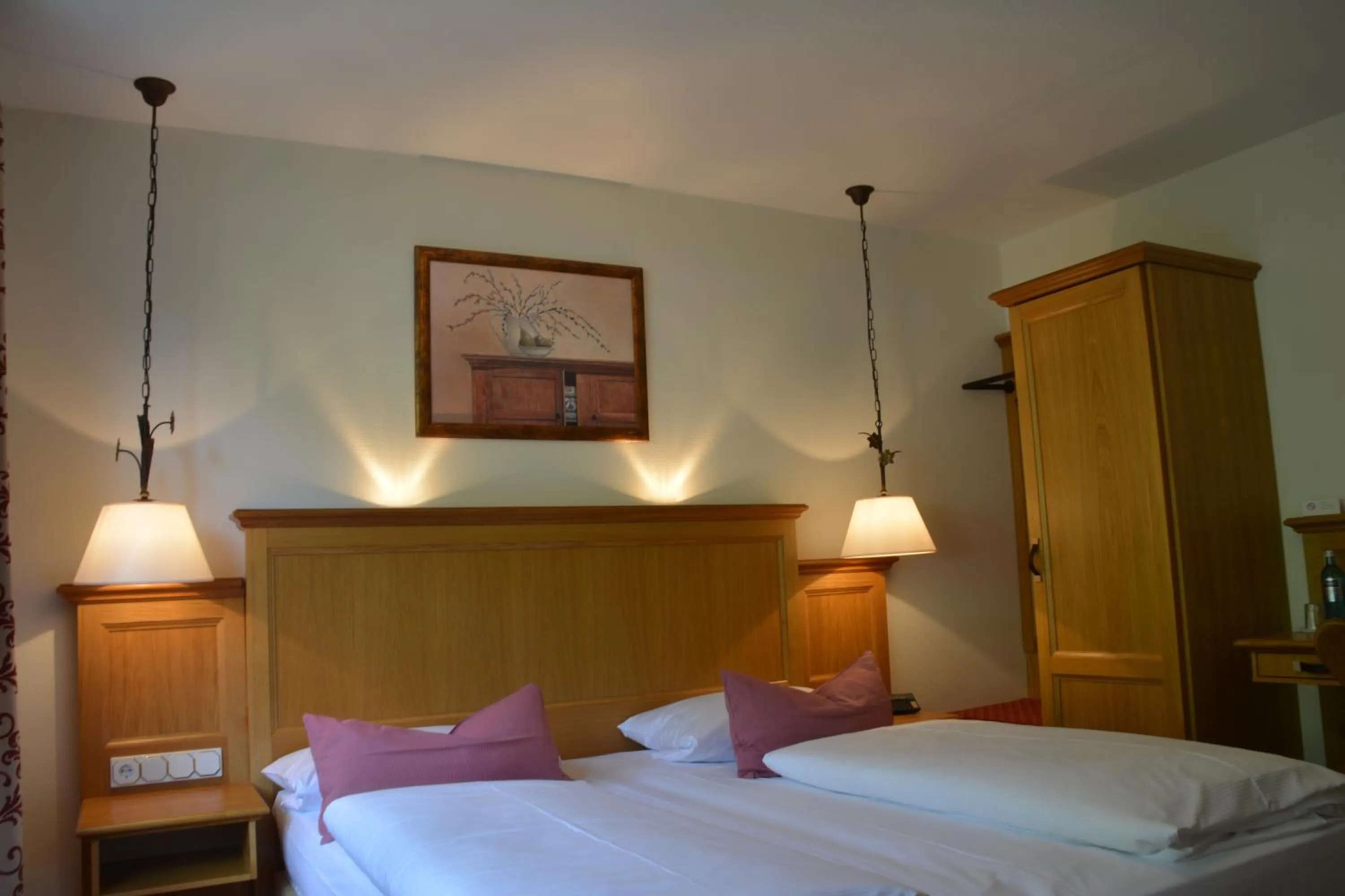 Photo of the whole room, Bed in Landgasthof Hotel Hess