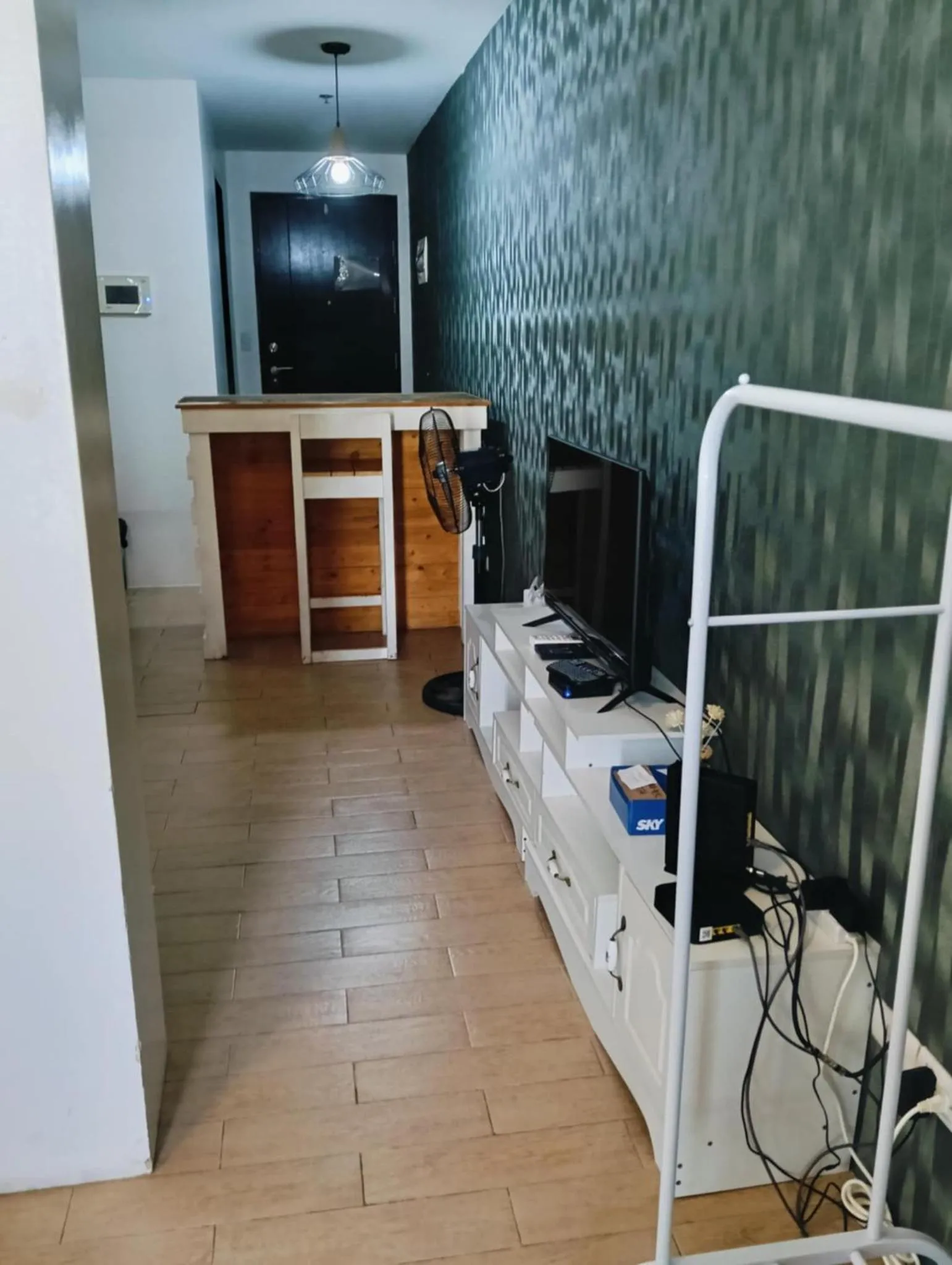 TV and multimedia in 81 Newport Boulevard Cluster 4 - 8F across NAIA Airport, Terminal 3