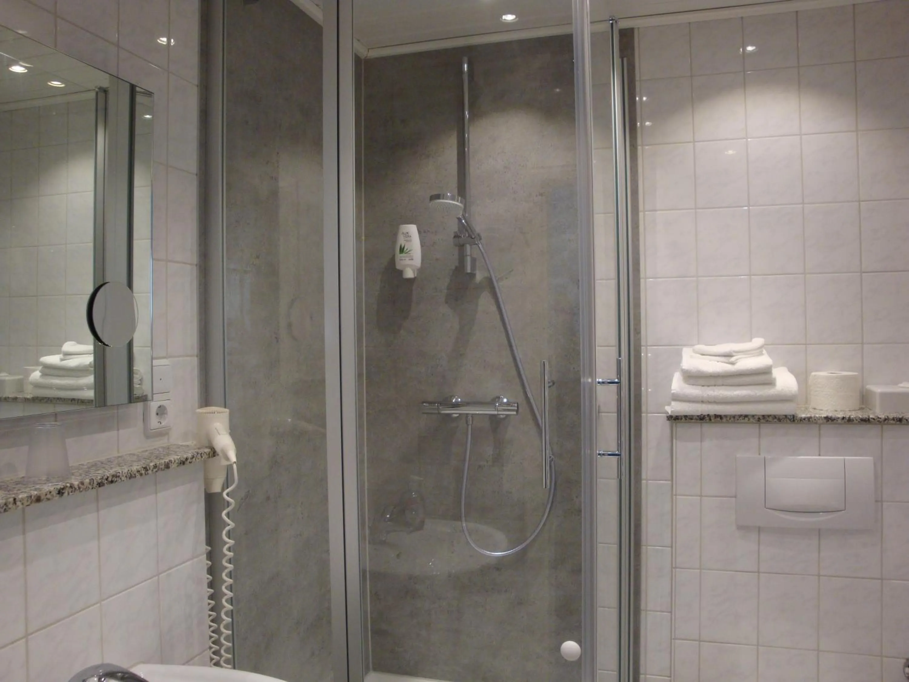 Bathroom in Hotel Bellevue