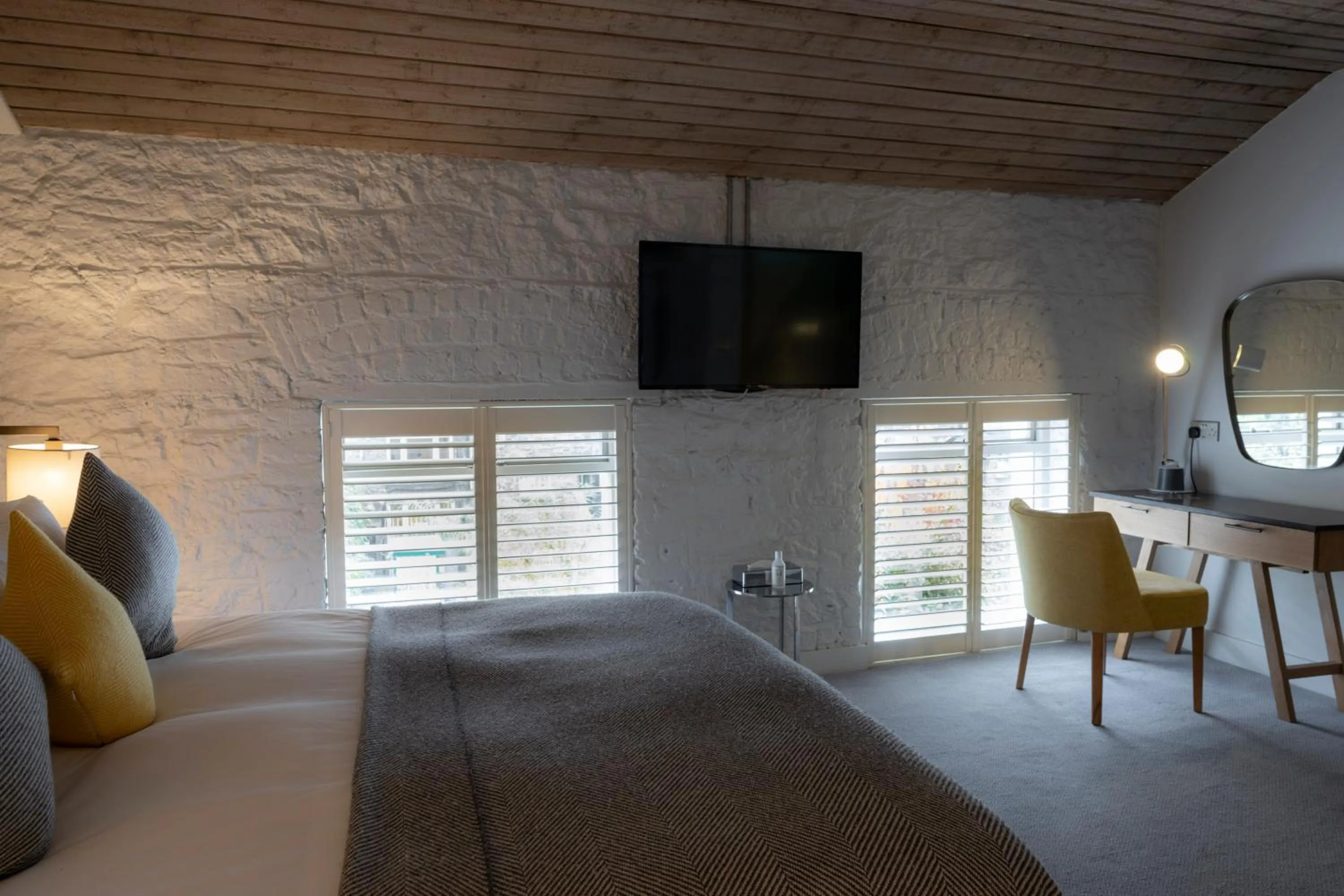 TV and multimedia, Bed in Number 31