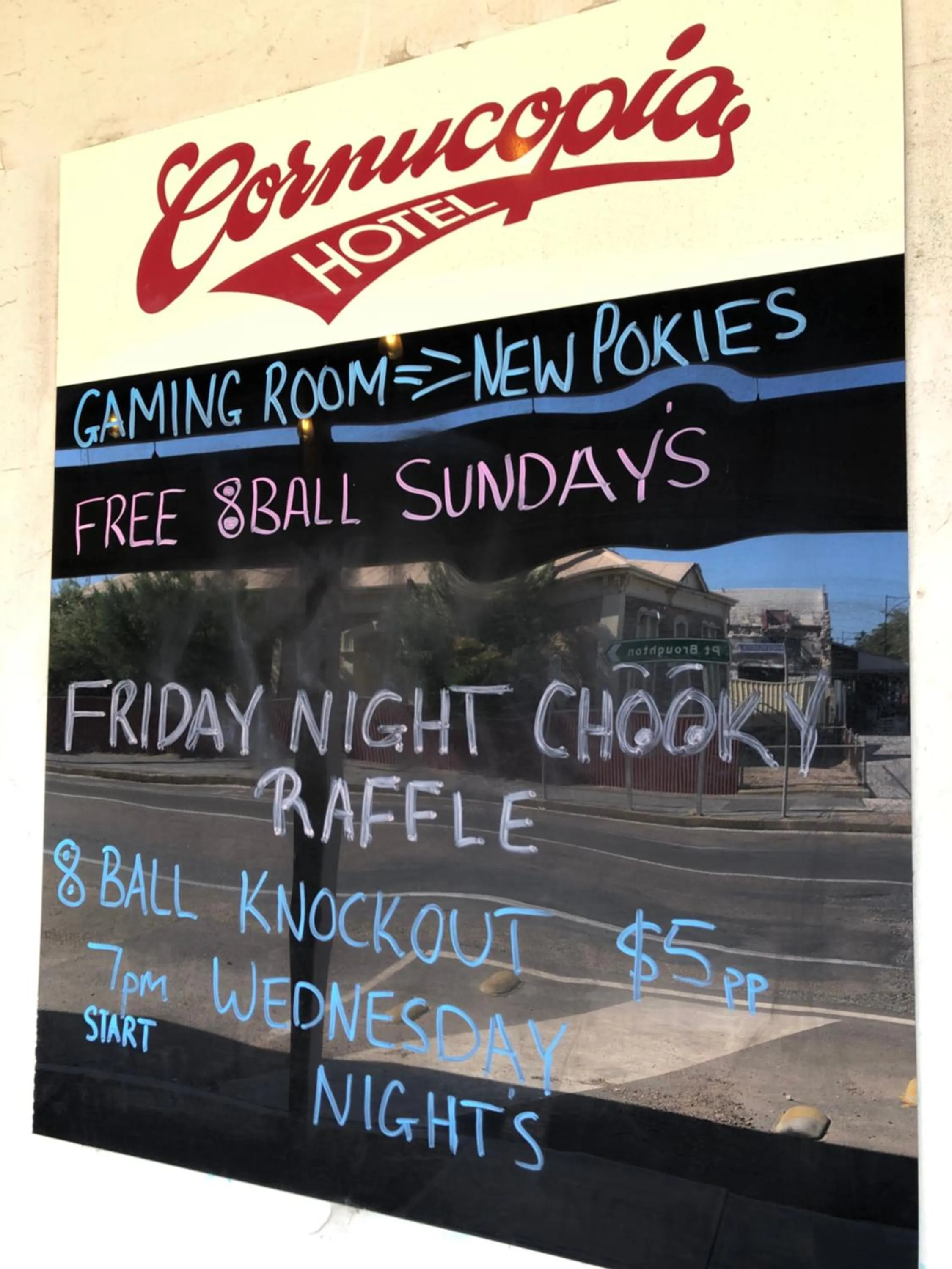 Entertainment in Cornucopia hotel