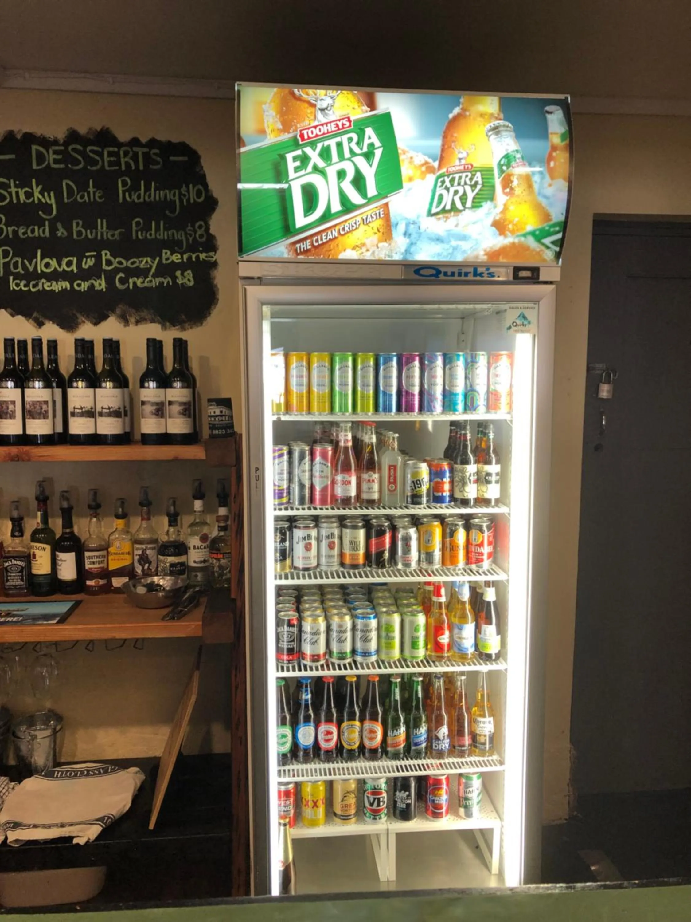 Restaurant/places to eat in Cornucopia hotel