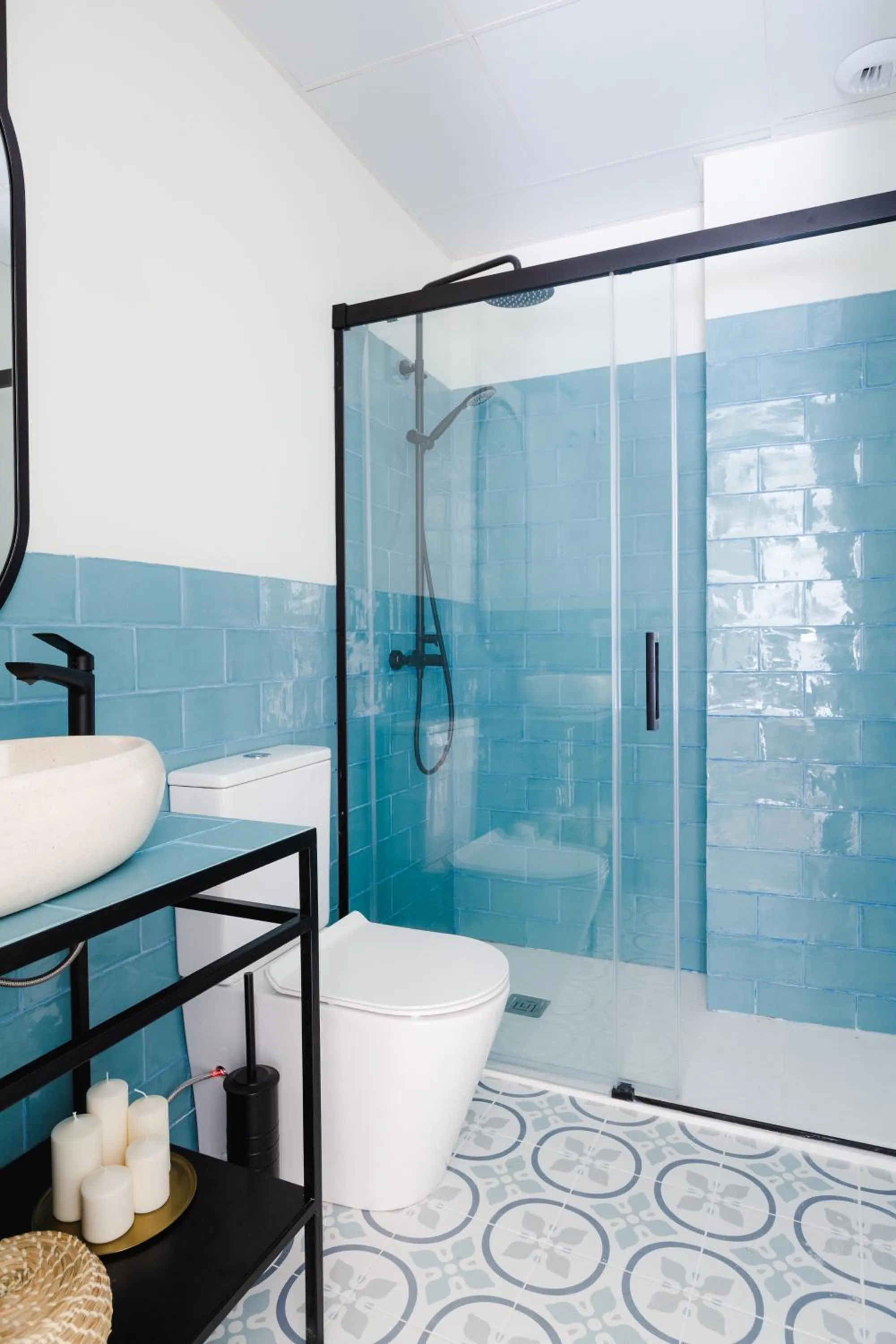 Shower in Atenea Malaga Apartments