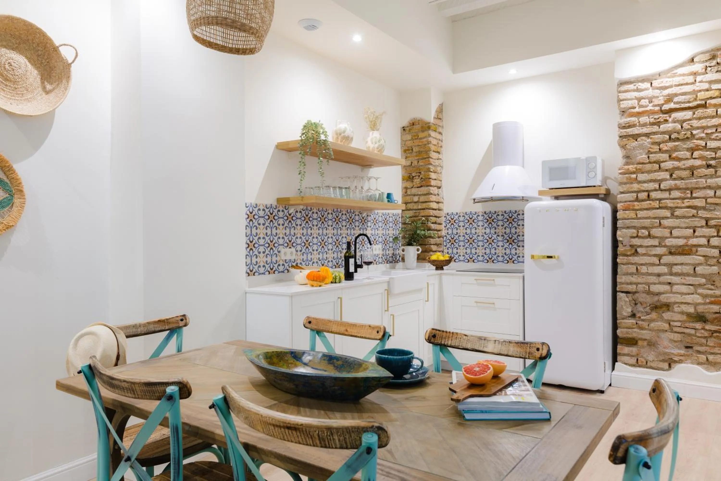 Kitchen or kitchenette in Atenea Malaga Apartments