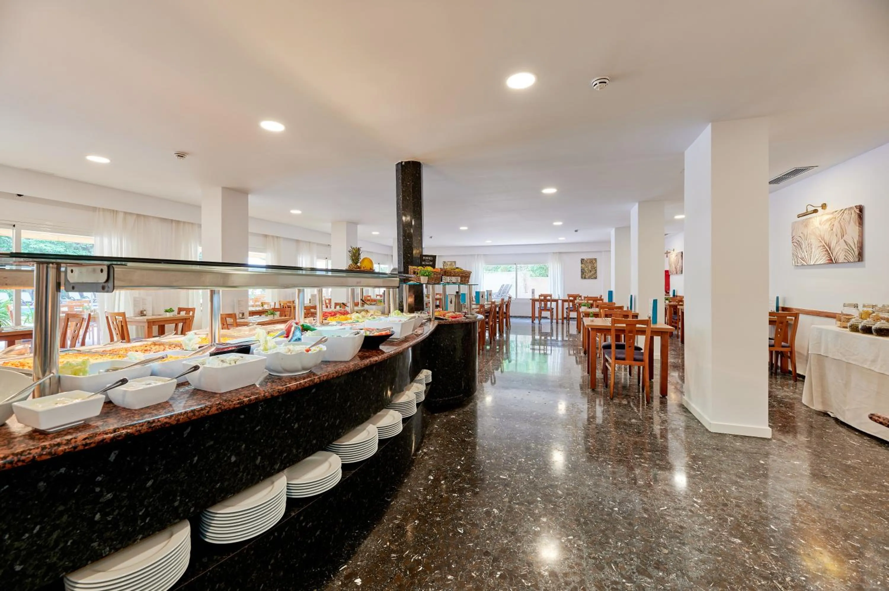 Restaurant/places to eat in Oberoy - Adults Only