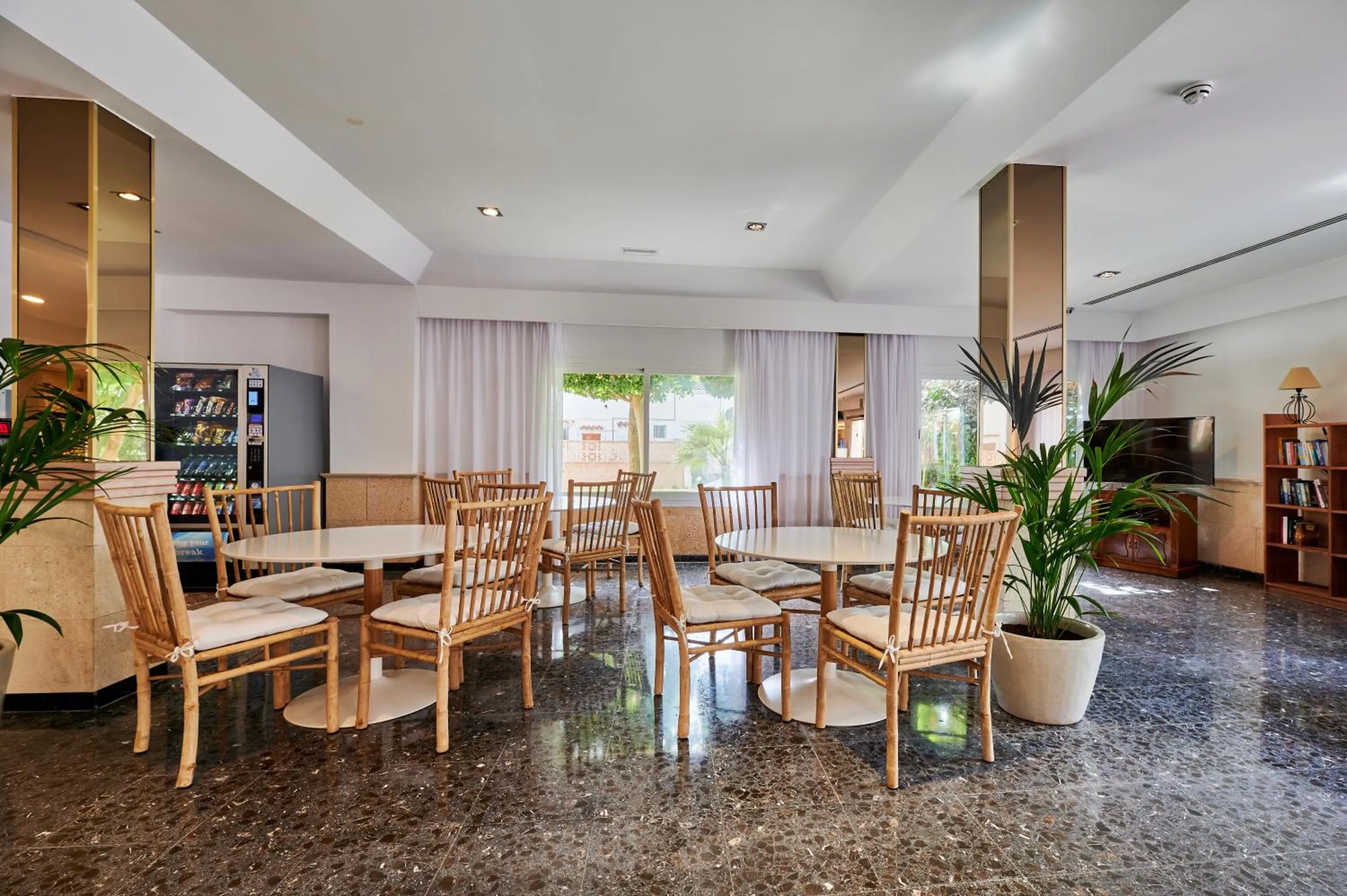 Lobby or reception in Oberoy - Adults Only