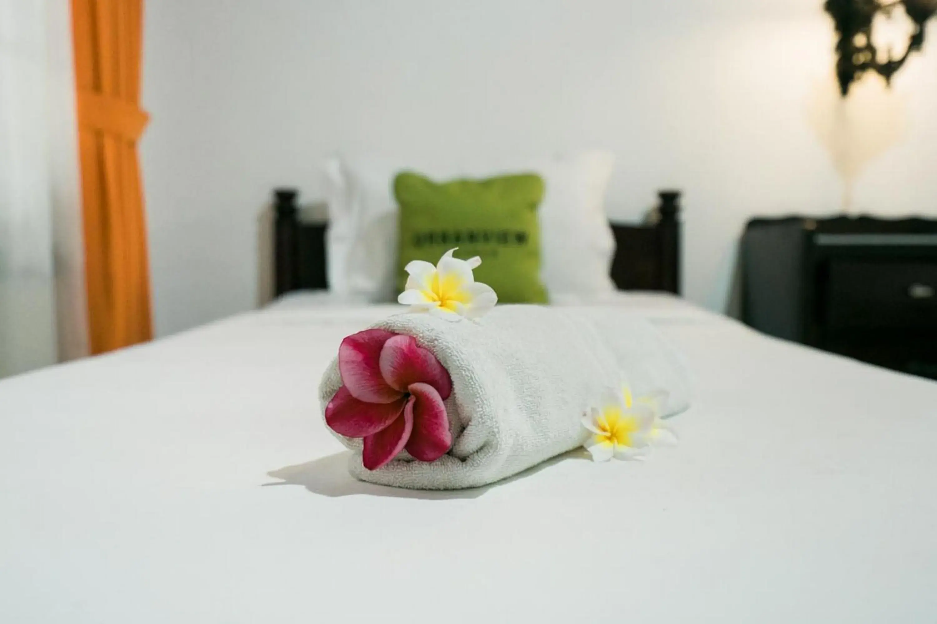 Bed in Urbanview Hotel Ananda Beach Sanur Bed in Urbanview Hotel Ananda Beach Sanur