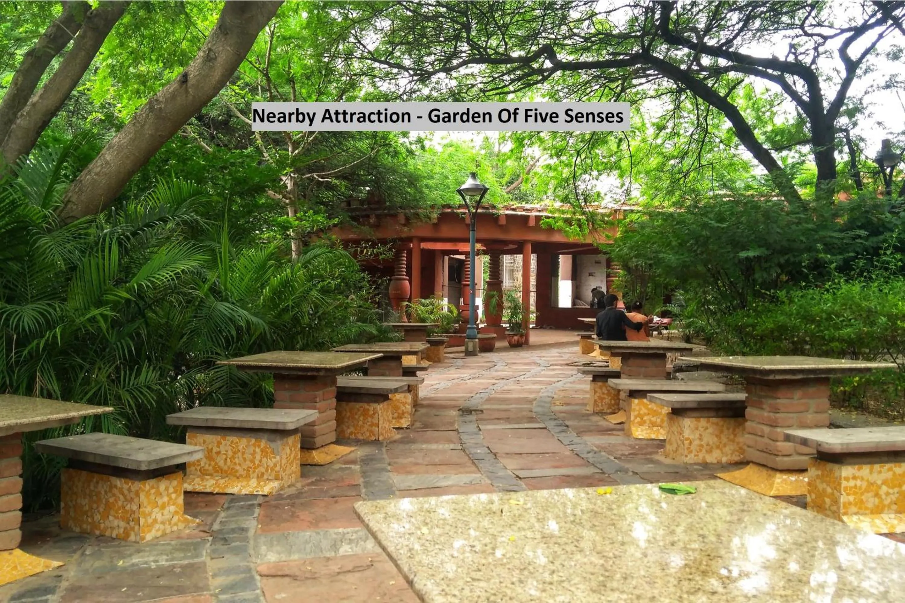 Facade/entrance in Townhouse Rudra Inn Near Chhatarpur Metro Station