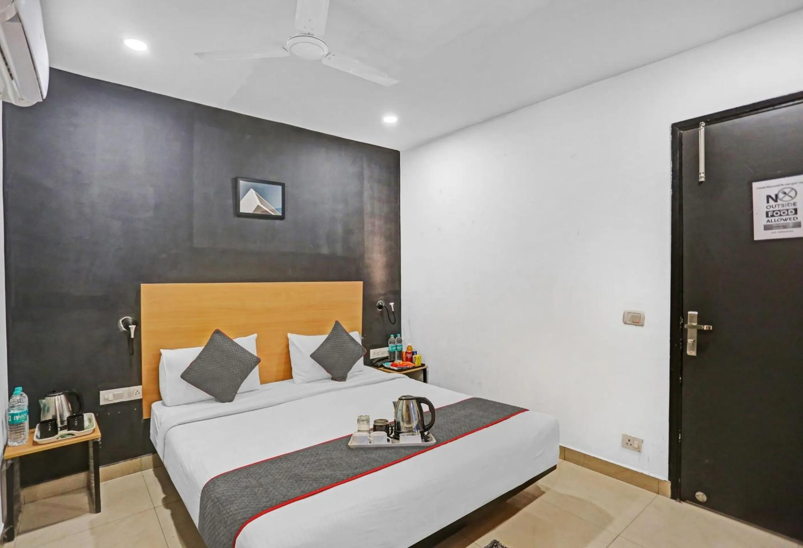 Bedroom, Bed in Townhouse Nangal Raya Pankha Road