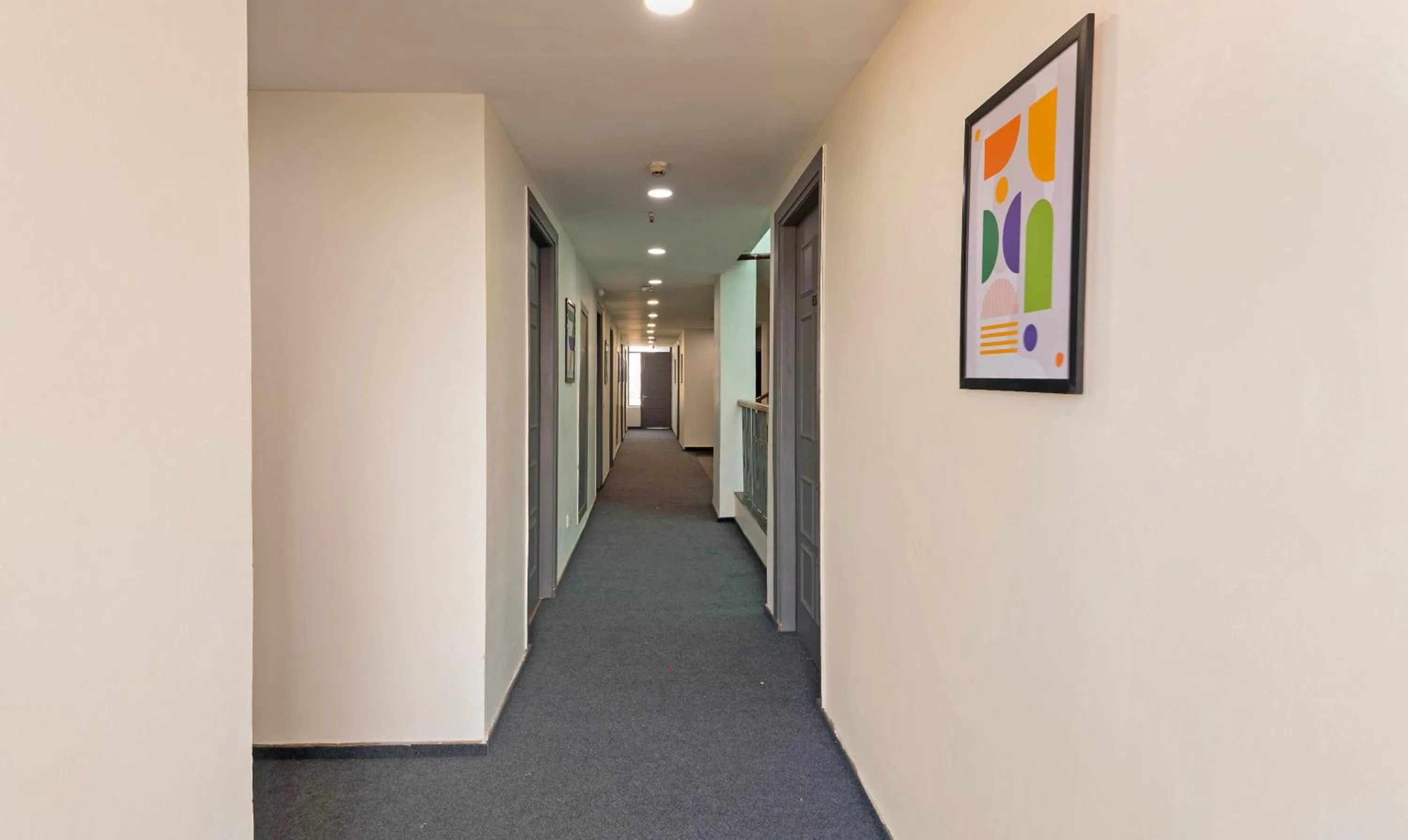Lobby or reception in Treebo Novis Stayz