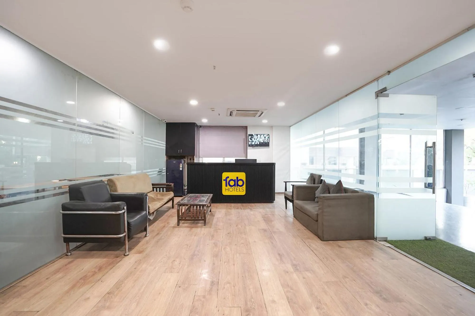 Lobby or reception in FabHotel Royale 30