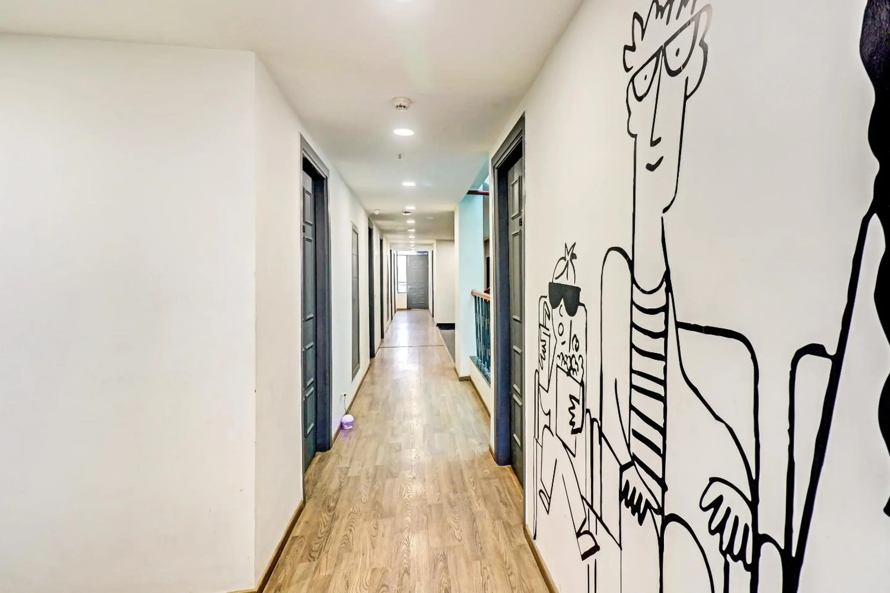 Lobby or reception in Super Townhouse Sector 30 Near Botanic Garden of Indian Republic Lobby or reception in Super Townhouse Sector 30 Near Botanic Garden of Indian Republic