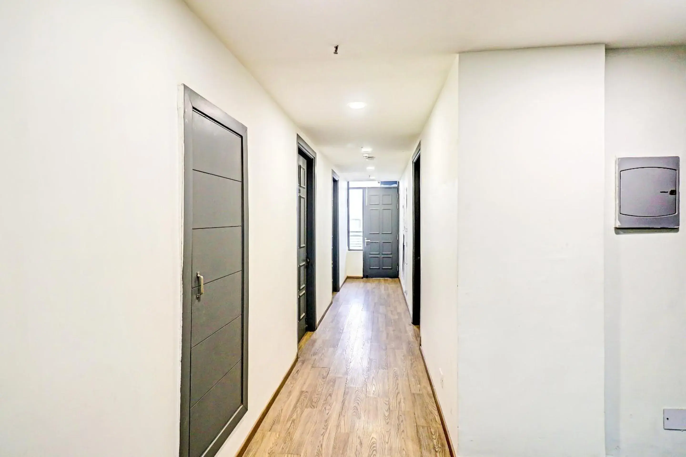 Lobby or reception in Super Townhouse Sector 30 Near Botanic Garden of Indian Republic Lobby or reception in Super Townhouse Sector 30 Near Botanic Garden of Indian Republic