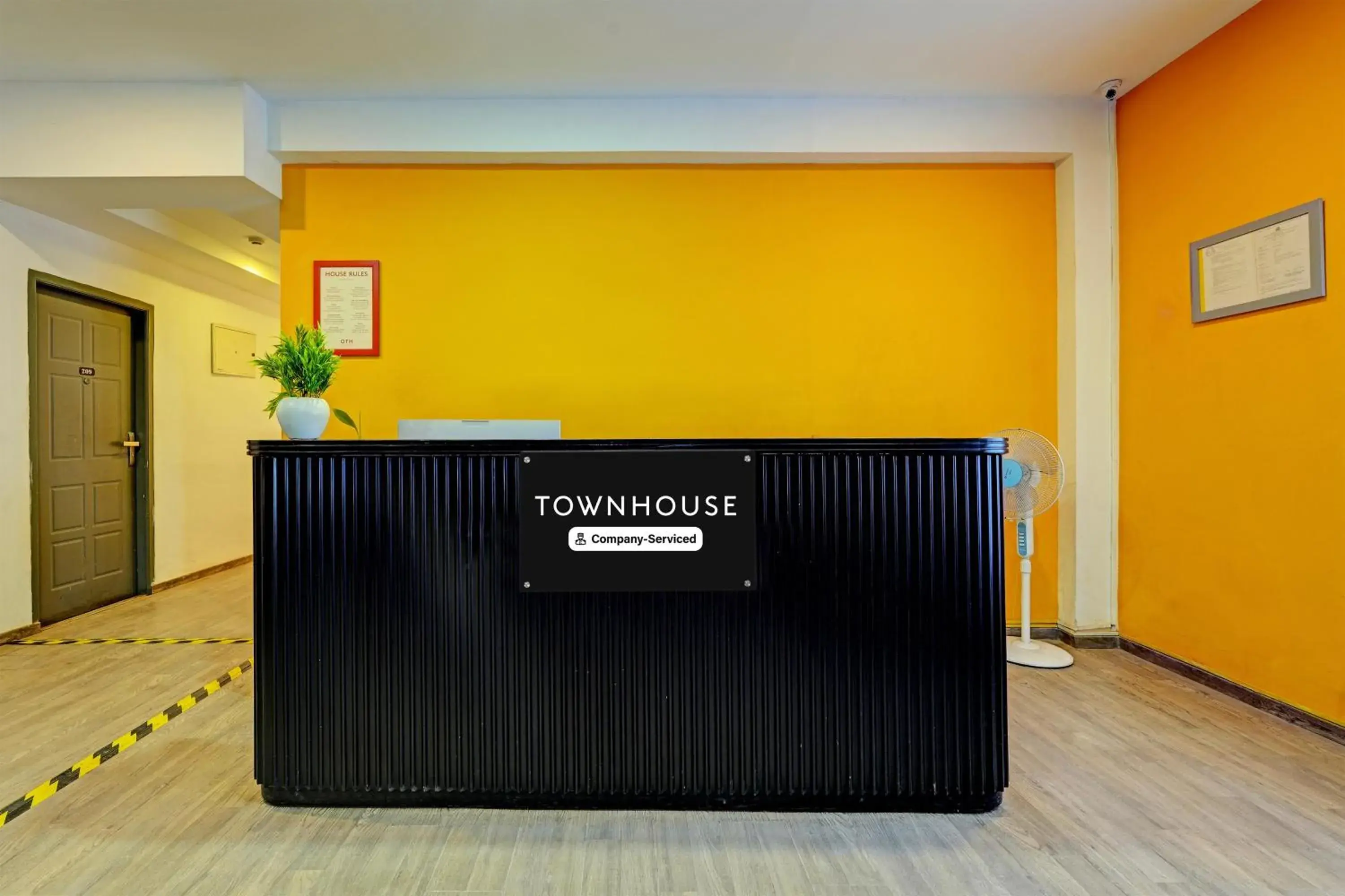 Lobby or reception in Super Townhouse Ramamurthy Nagar Formerly Navya International Lobby or reception in Super Townhouse Ramamurthy Nagar Formerly Navya International