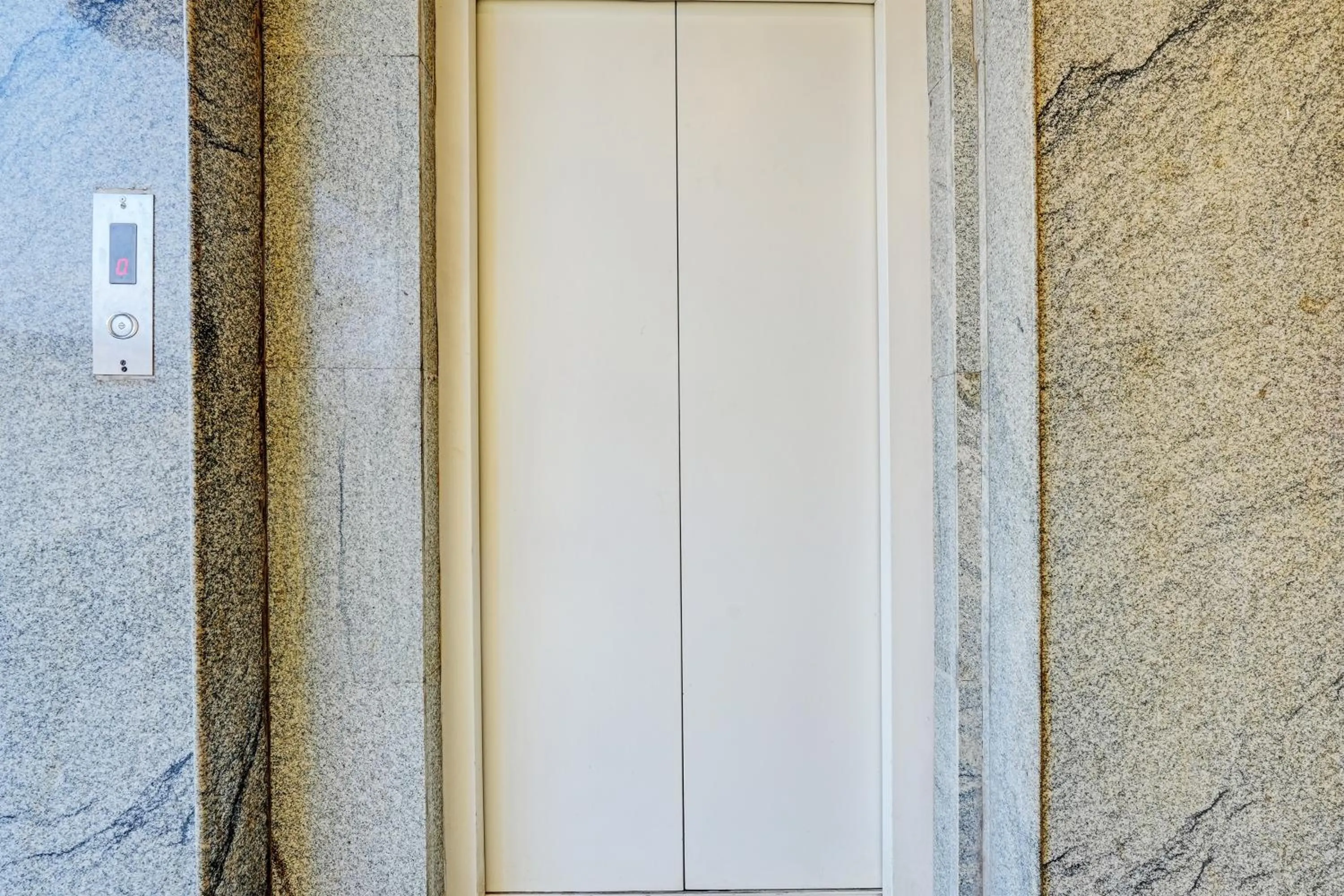 Lobby or reception in Super Townhouse Ramamurthy Nagar Formerly Navya International