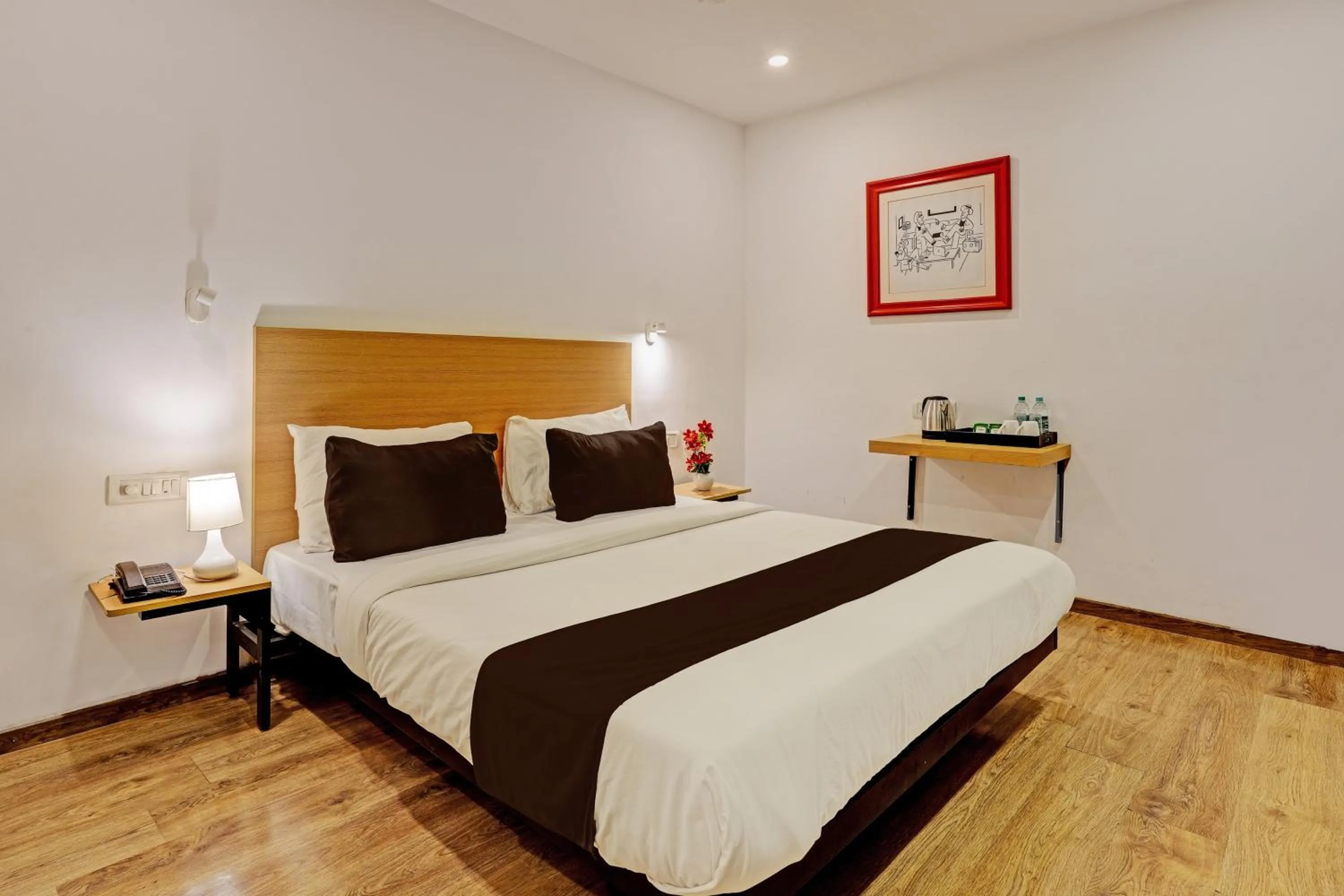 Bedroom, Bed in Super Townhouse Ramamurthy Nagar Formerly Navya International