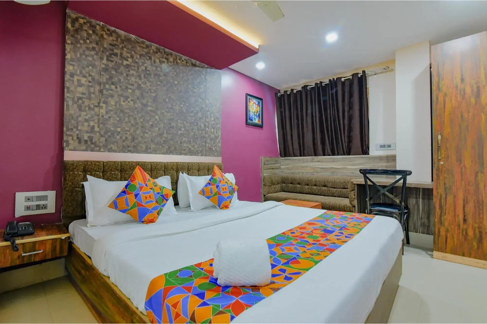 Bed in FabHotel Middleton Desire - Nr Niladri Vihar Square Bed in FabHotel Middleton Desire - Nr Niladri Vihar Square