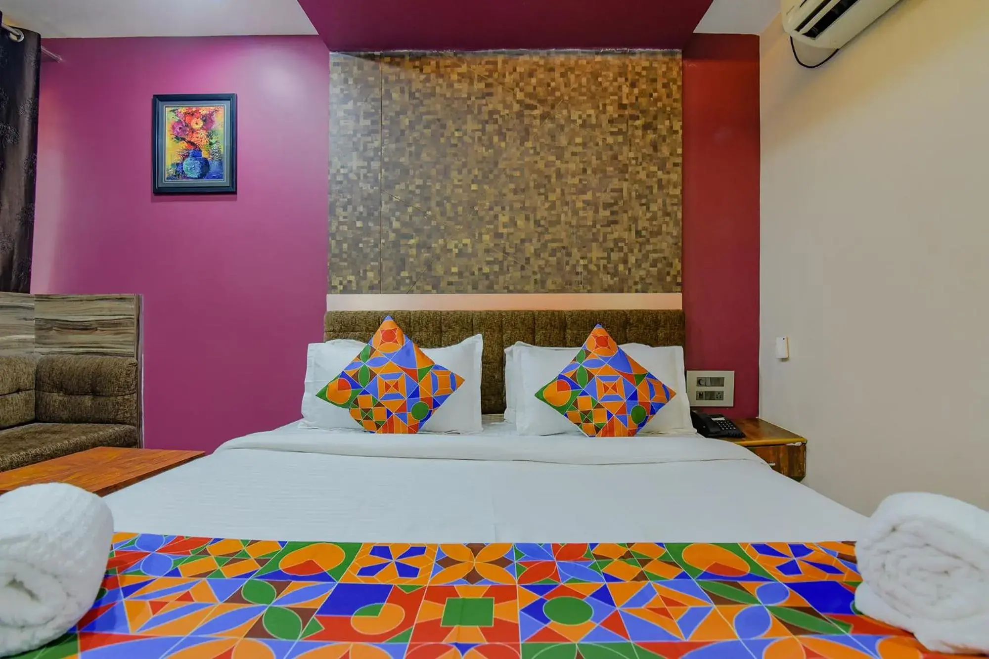 Bed in FabHotel Middleton Desire - Nr Niladri Vihar Square Bed in FabHotel Middleton Desire - Nr Niladri Vihar Square