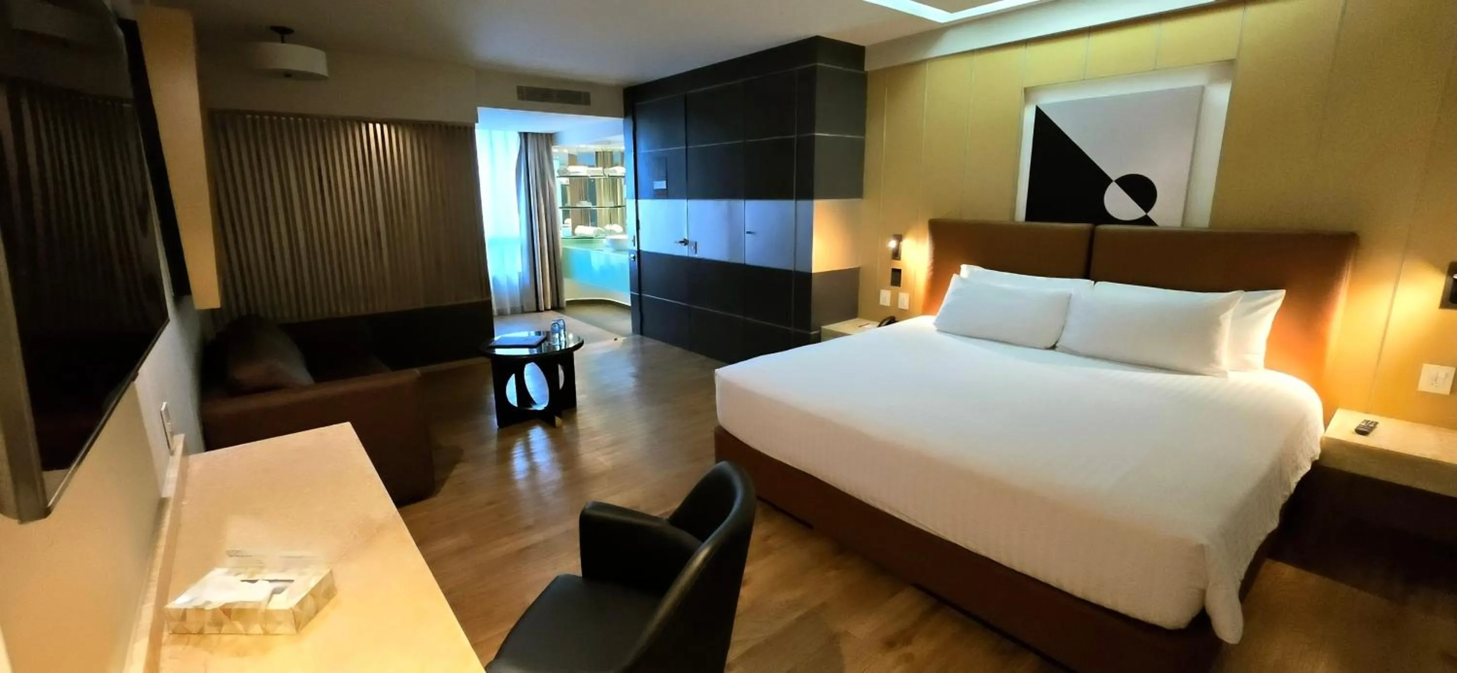 Bedroom, Bed in Ramada by Wyndham Mexico City Santa Fe