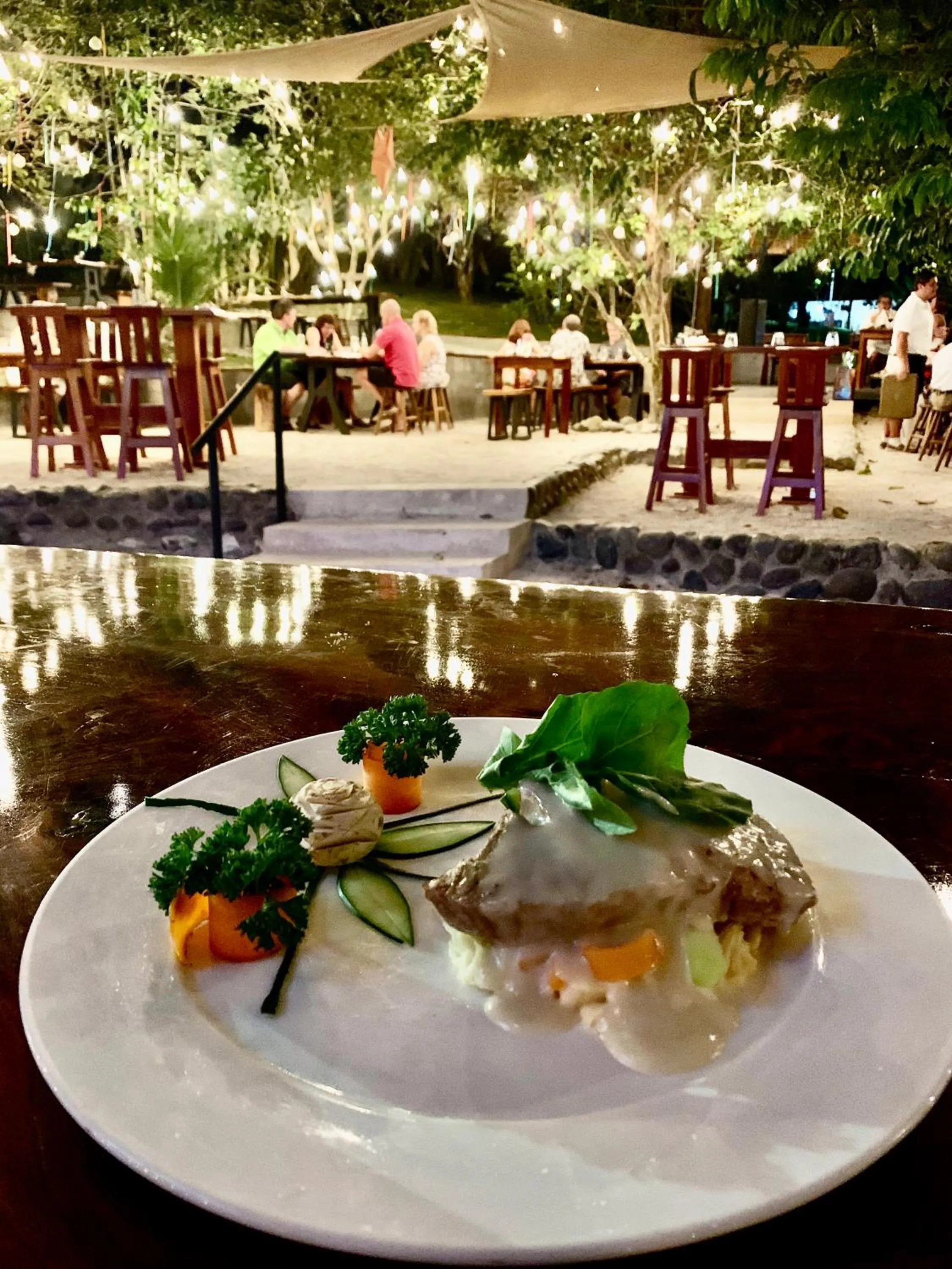 Food and drinks in Hotel Playa Espadilla & Gardens